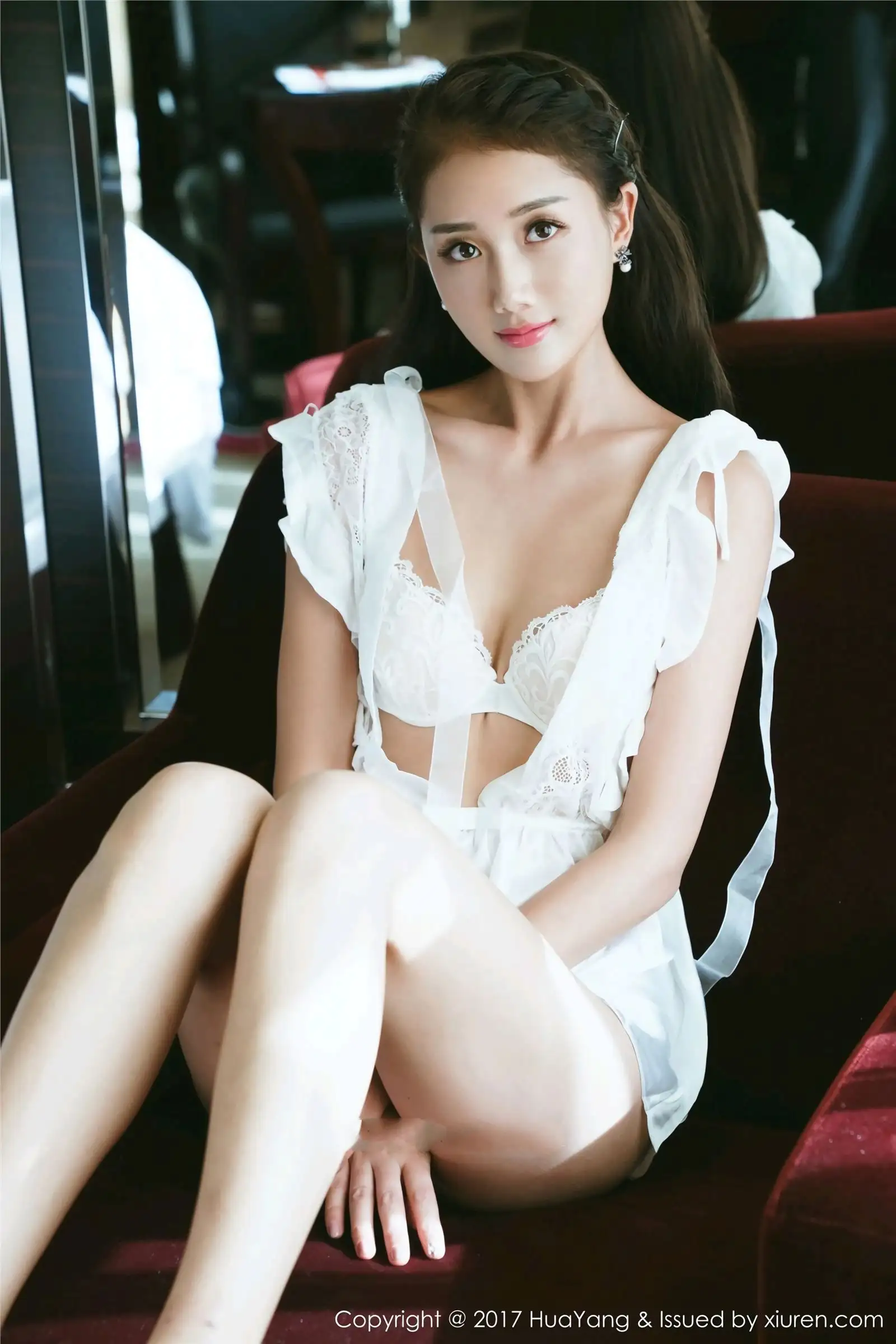 [HuaYang美女] 2017.10.09 VOL.009 晴儿Anne