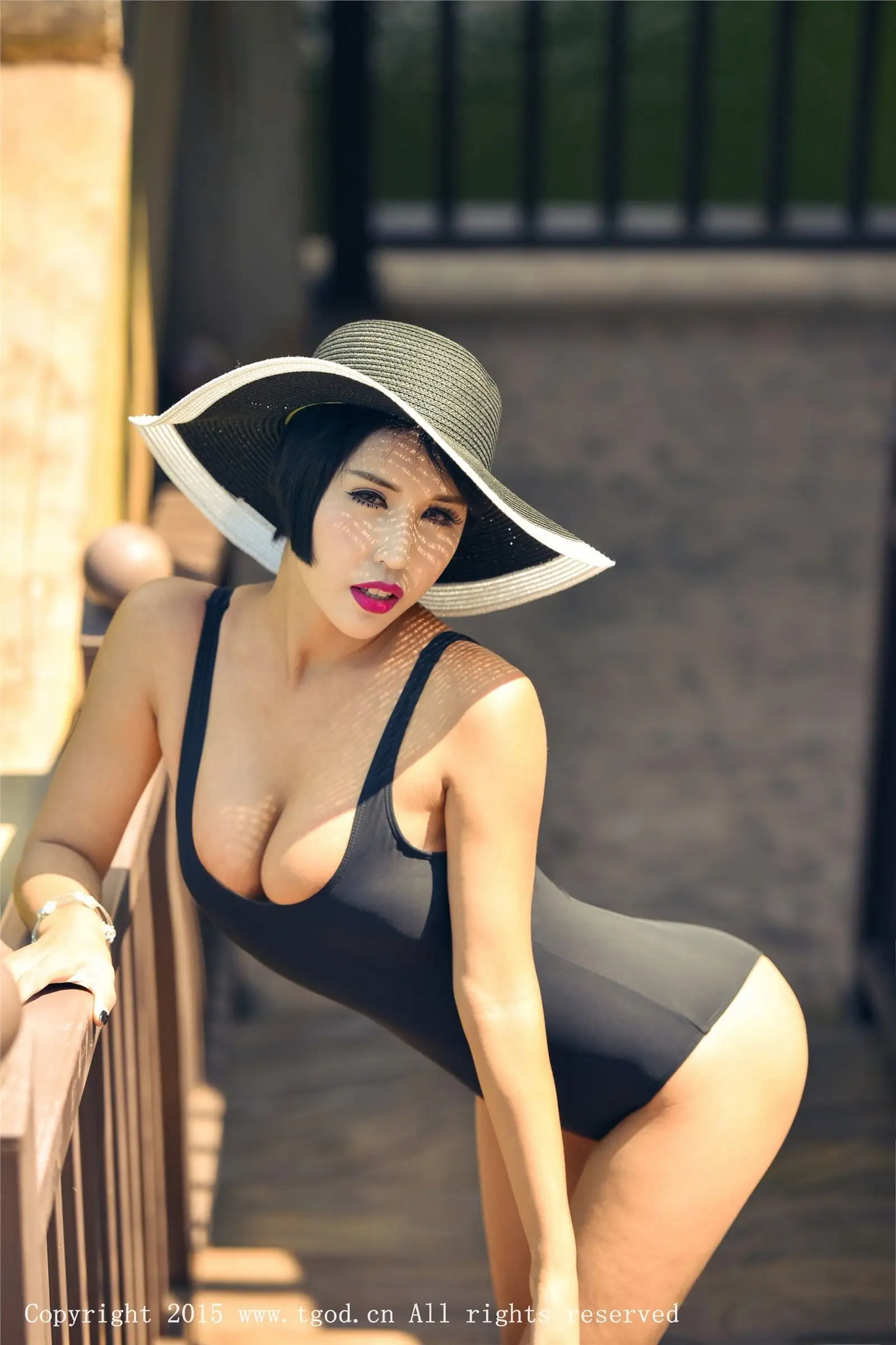 [TGOD写真] 2015.09.28 云曼旅拍 娜依灵儿