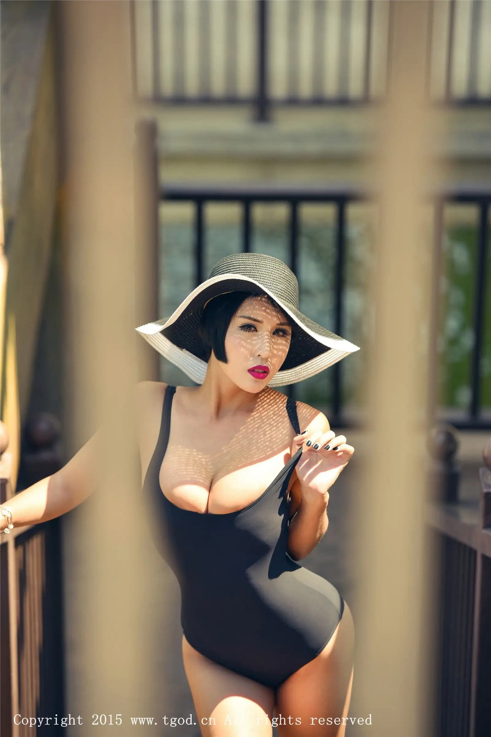 [TGOD写真] 2015.09.28 云曼旅拍 娜依灵儿