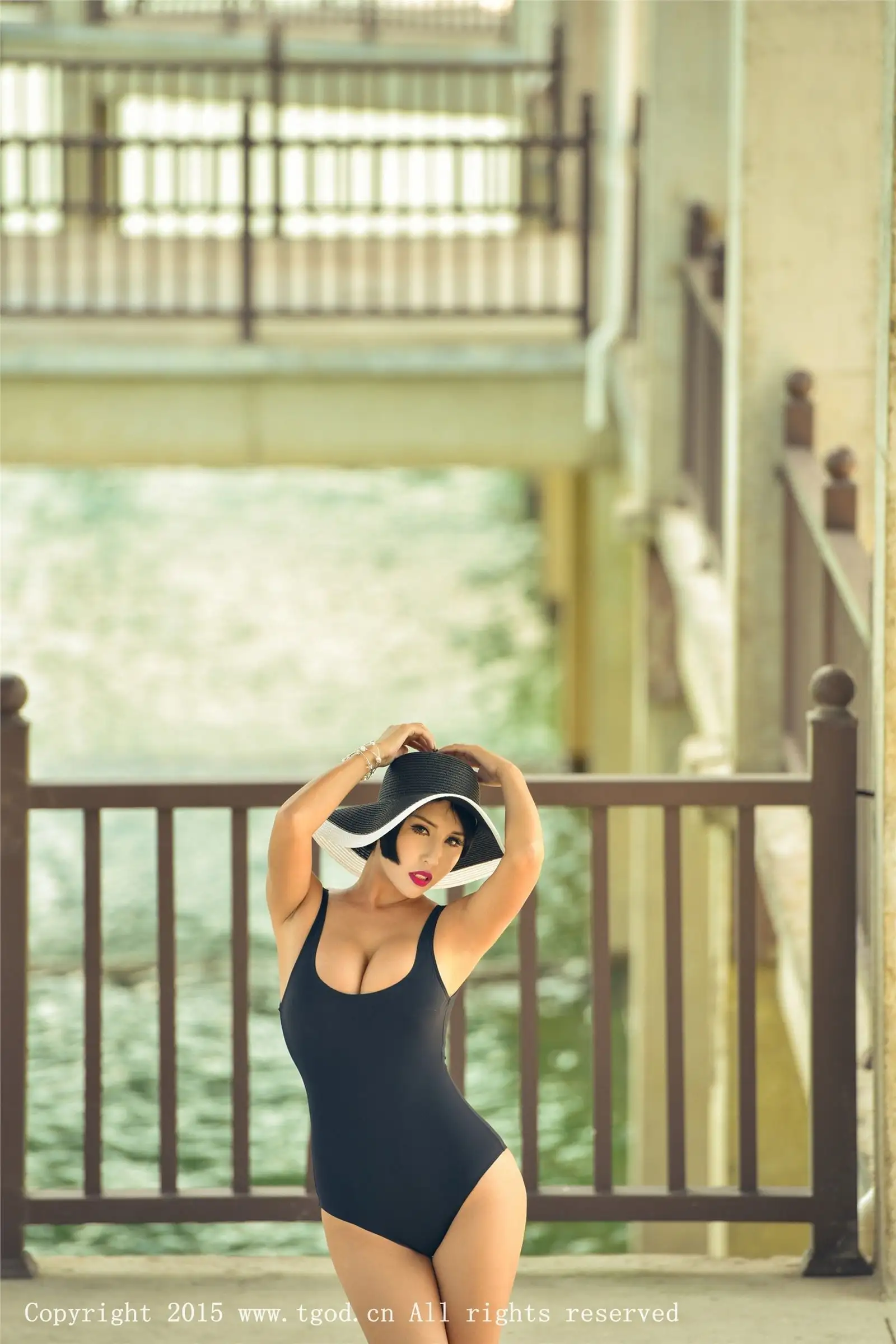 [TGOD写真] 2015.09.28 云曼旅拍 娜依灵儿