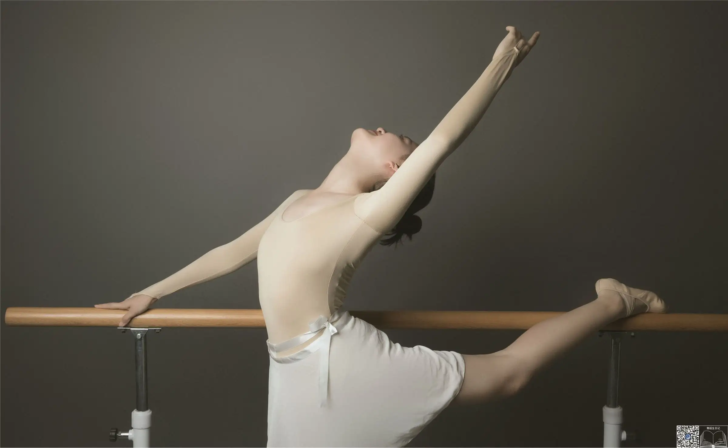 [GALLI嘉丽] 舞蹈生日记 003 – 欣美