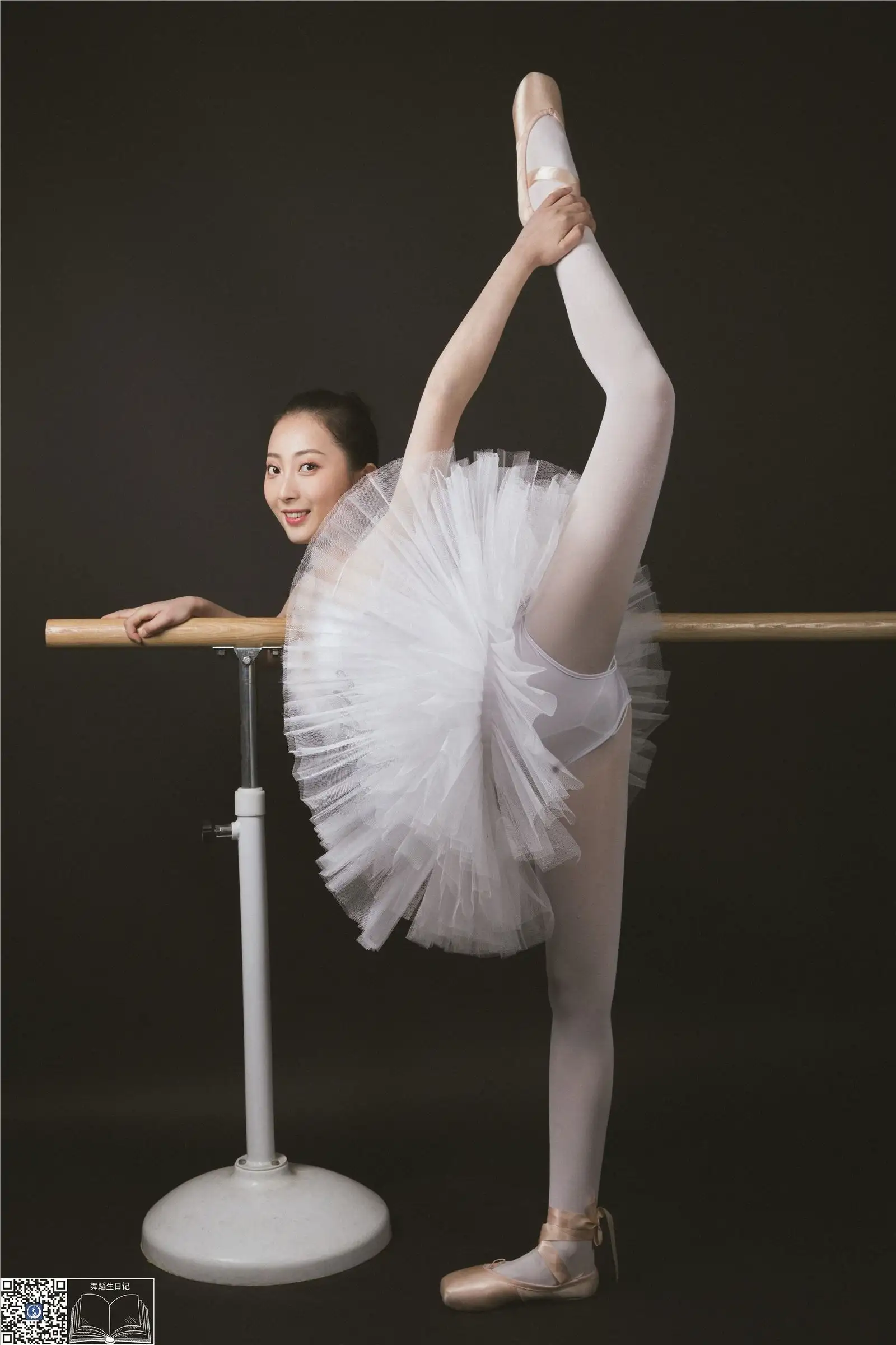 [GALLI嘉丽] 舞蹈生日记 004 – 佳敏