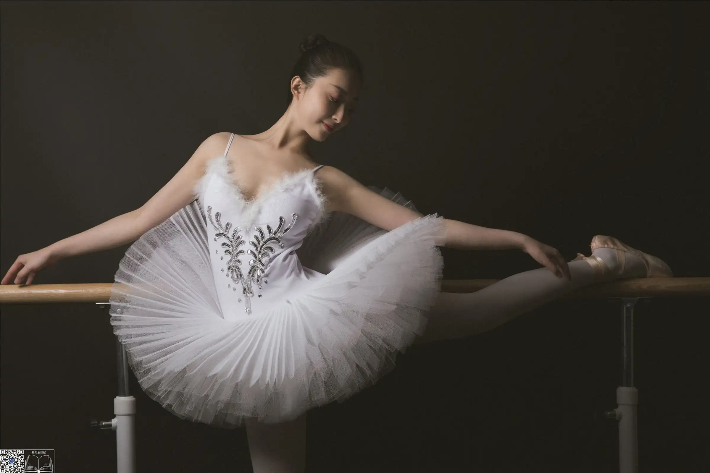 [GALLI嘉丽] 舞蹈生日记 004 – 佳敏