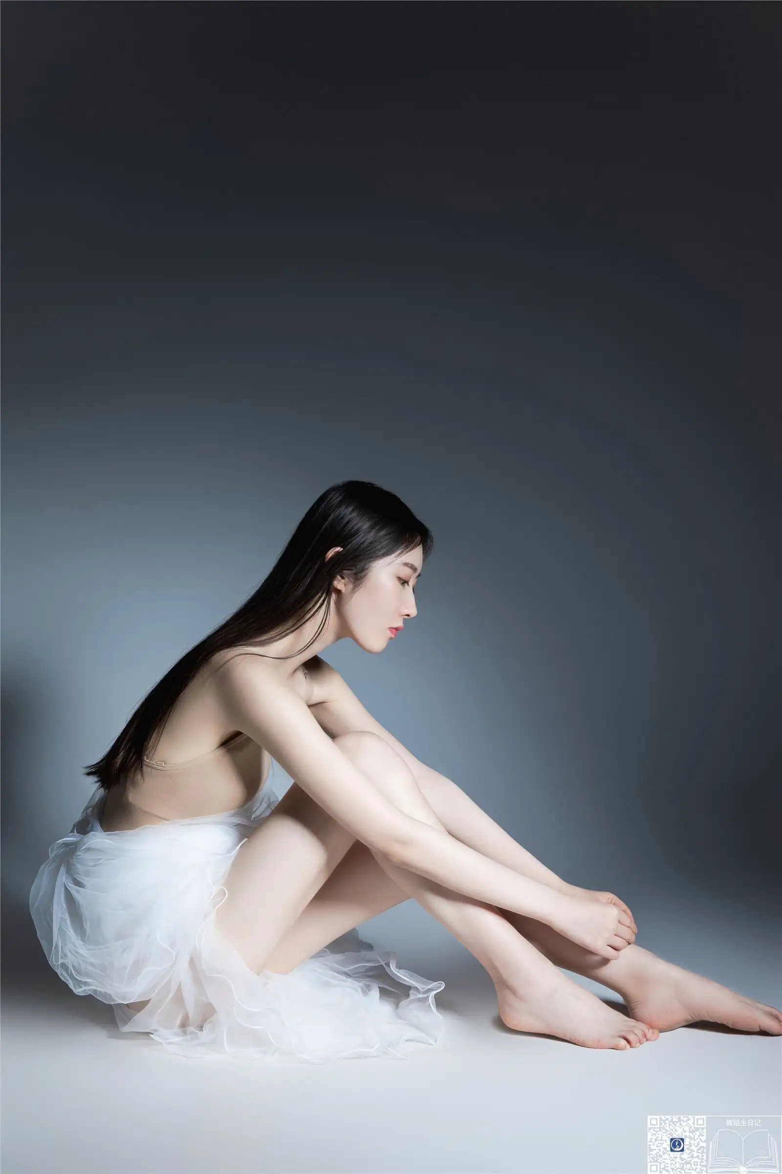 [GALLI嘉丽] 舞蹈生日记 017 – 黛西