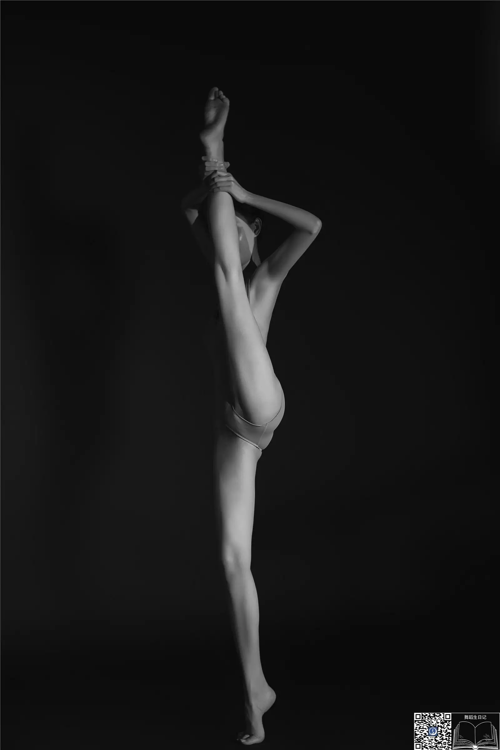 [GALLI嘉丽] 舞蹈生日记 018 – POPPY