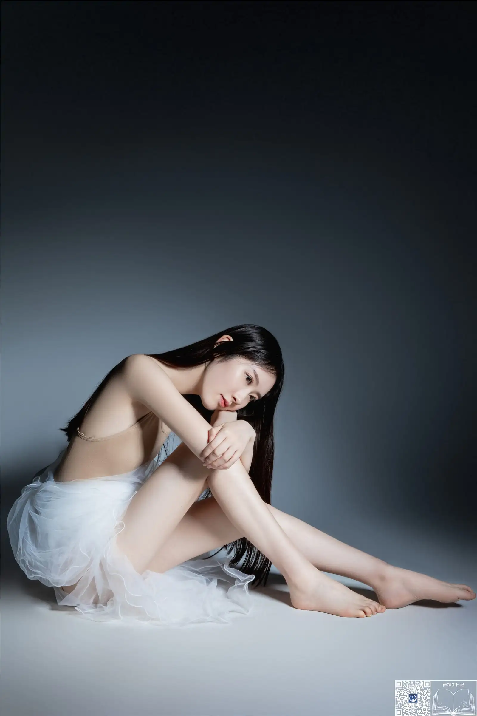 [GALLI嘉丽] 舞蹈生日记 017 – 黛西