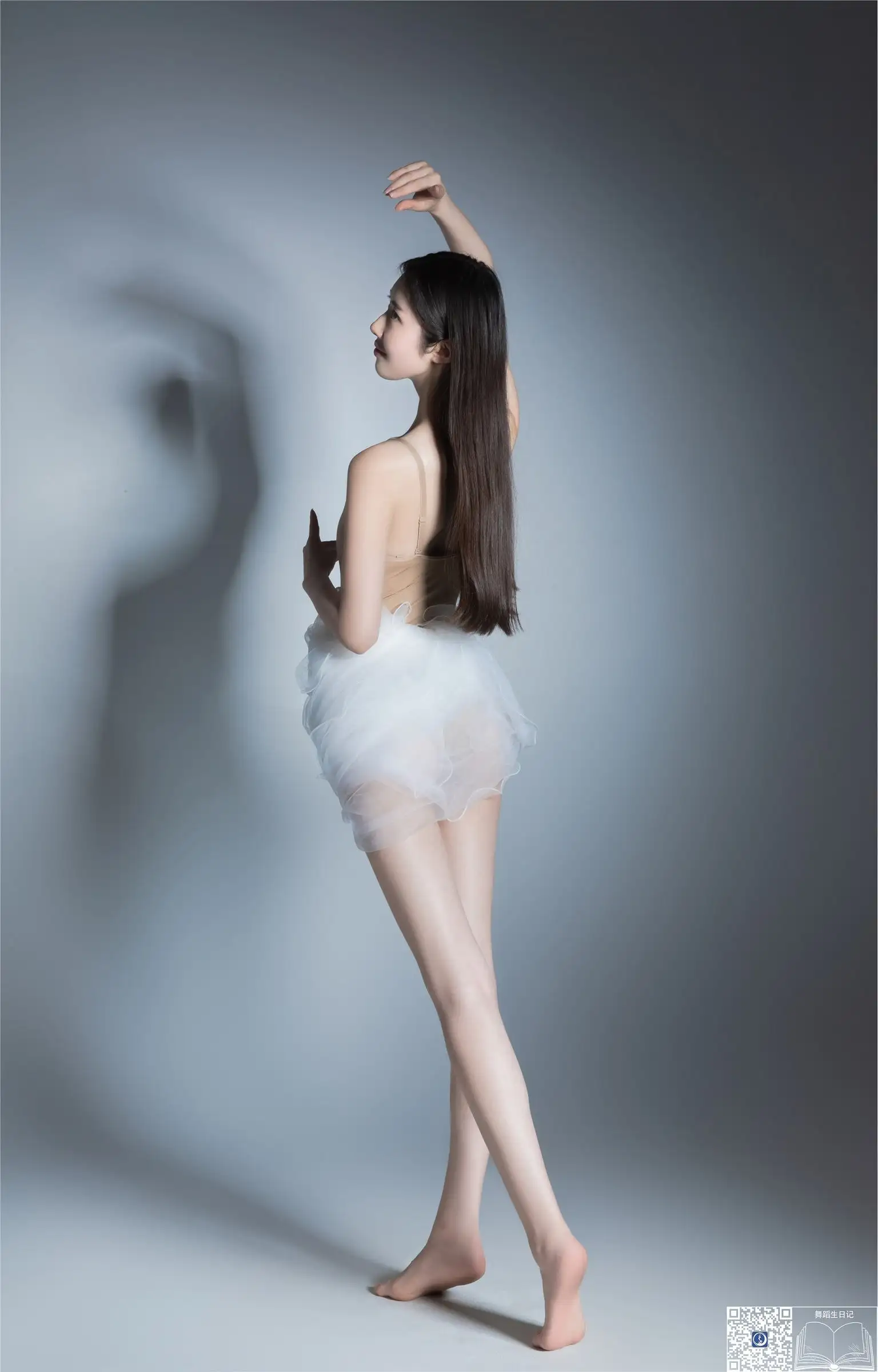 [GALLI嘉丽] 舞蹈生日记 017 – 黛西