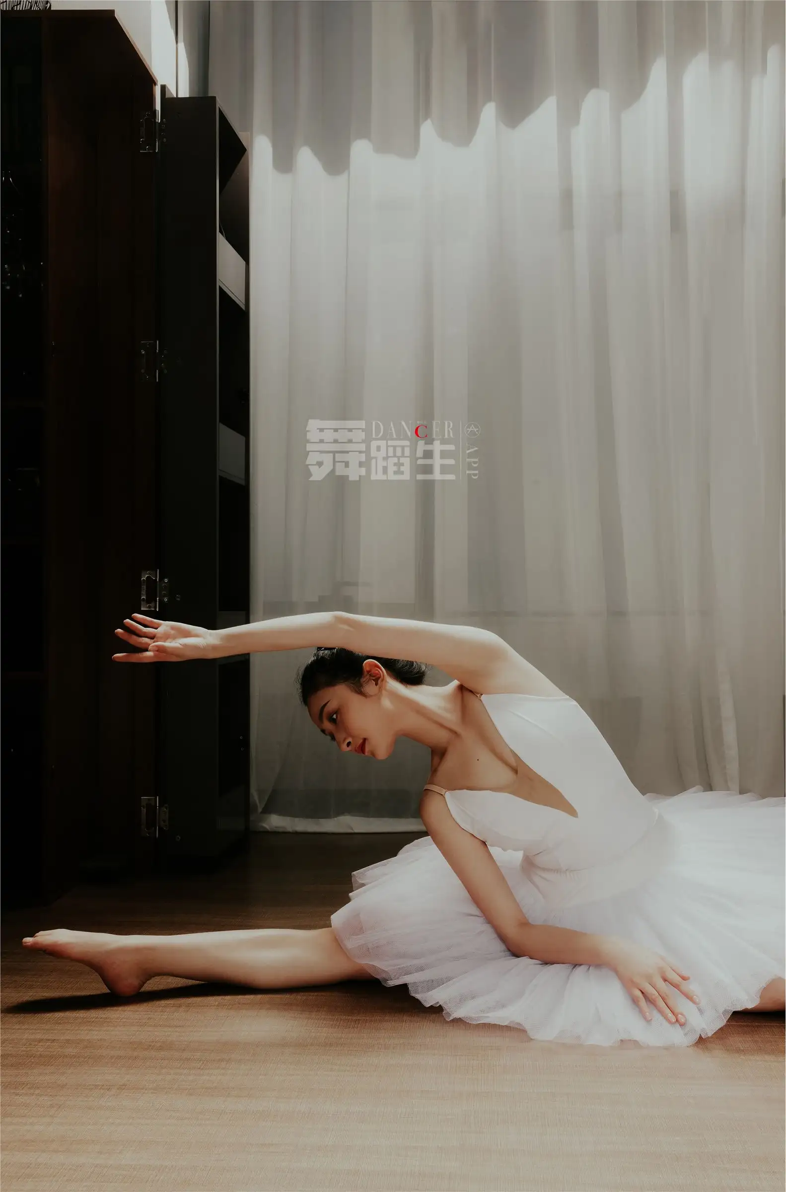 [GALLI嘉丽] 舞蹈生日记 088 – 快乐舞步 余羽