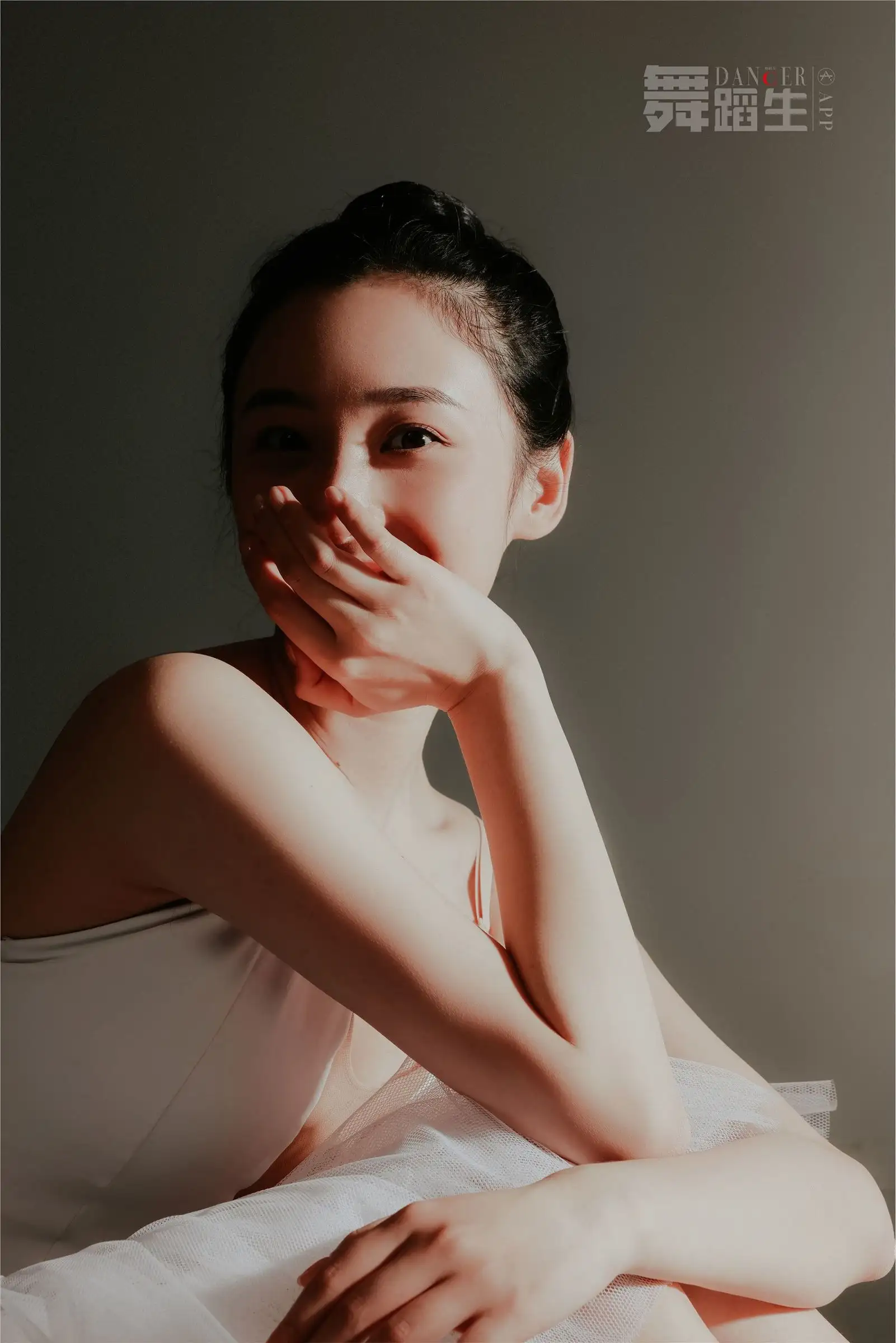 [GALLI嘉丽] 舞蹈生日记 088 – 快乐舞步 余羽