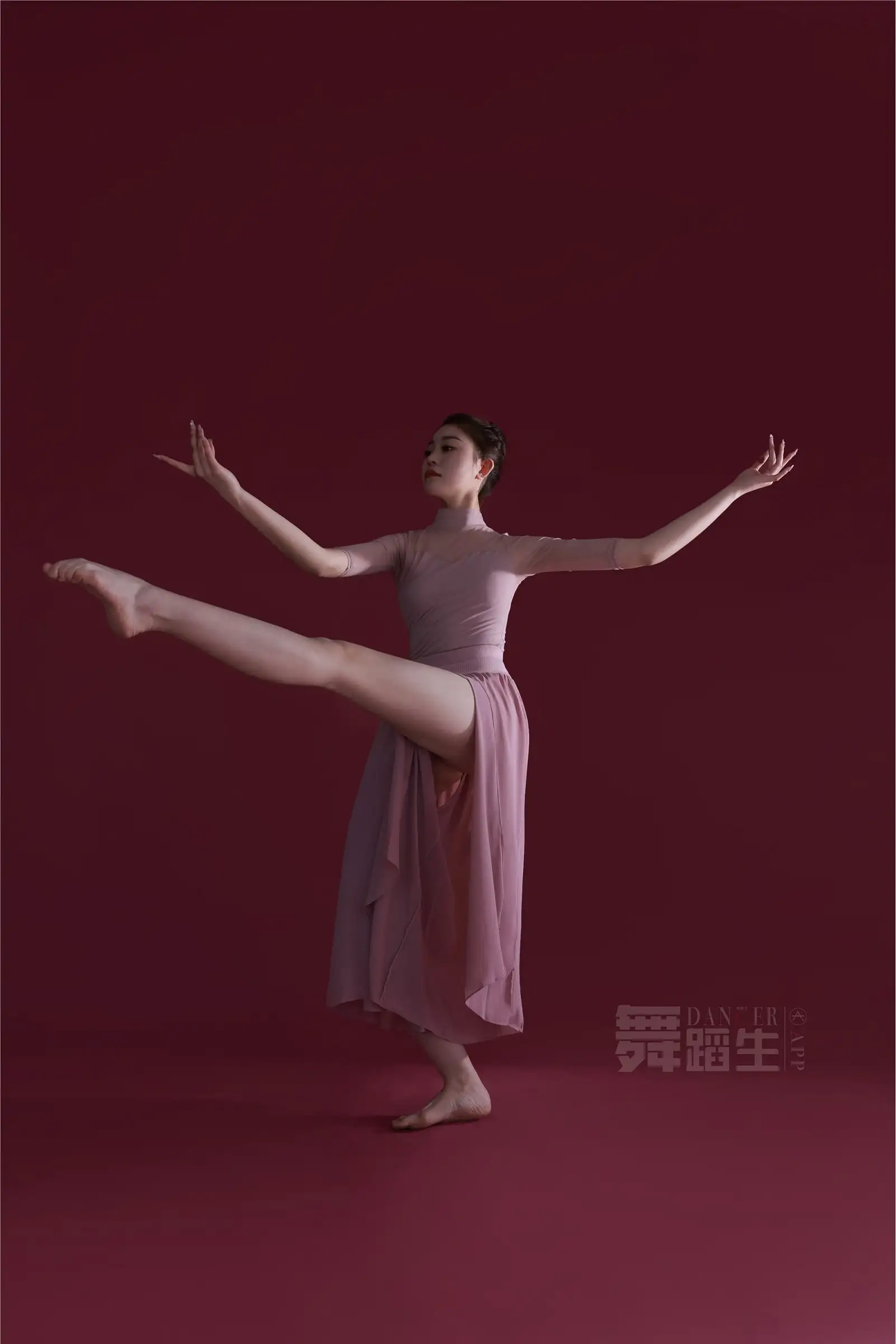 [GALLI嘉丽] 舞蹈生日记 086 – 舞态生风 唐紫怡