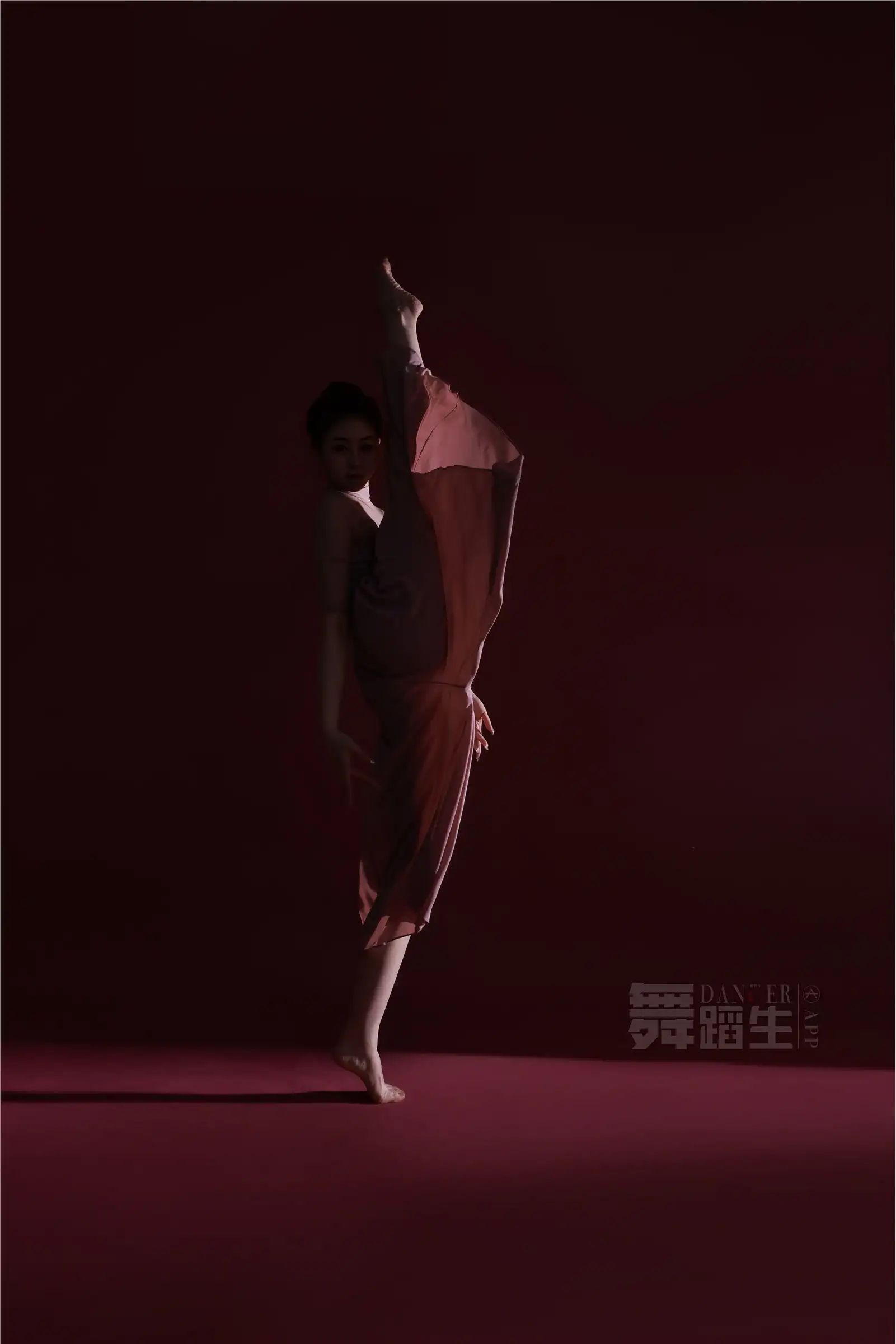 [GALLI嘉丽] 舞蹈生日记 086 – 舞态生风 唐紫怡