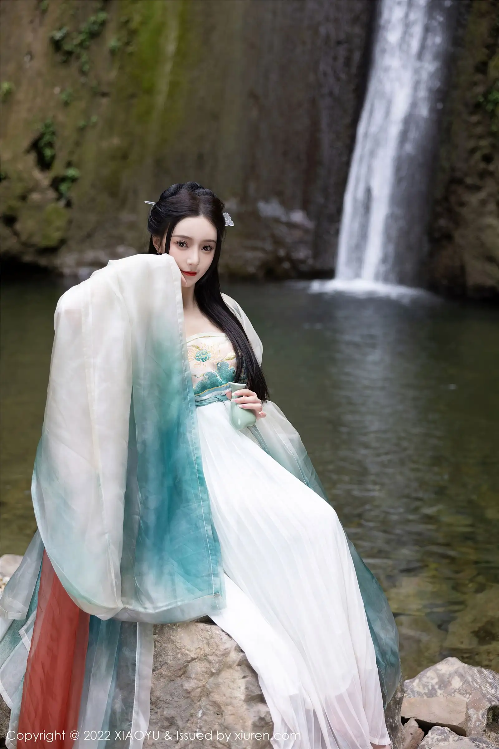 [XIAOYU画语界] 2022.10.25 NO.889 王馨瑶yanni