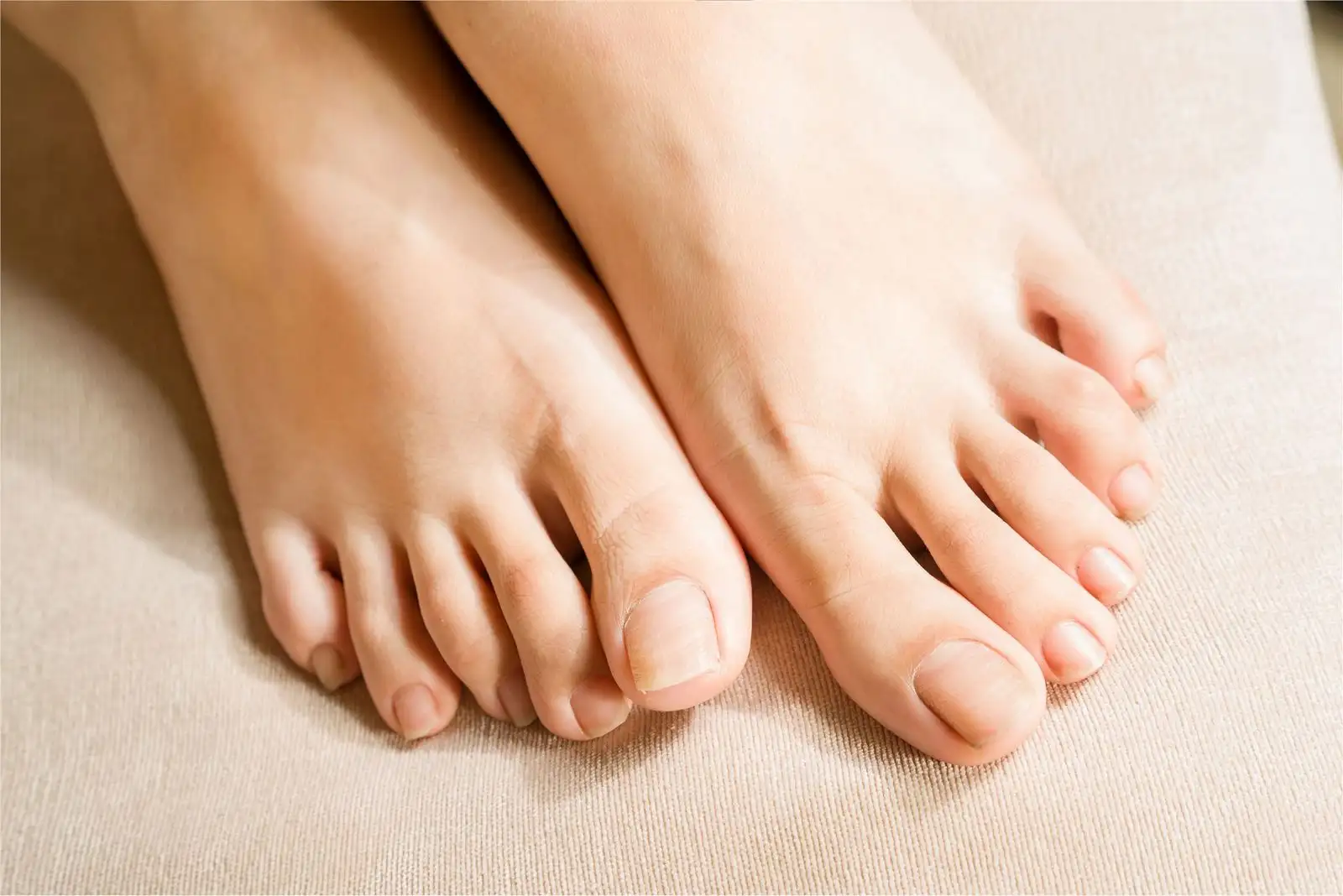 [KeLaGirls] 2017.06.27 夏彤 红粉玉足