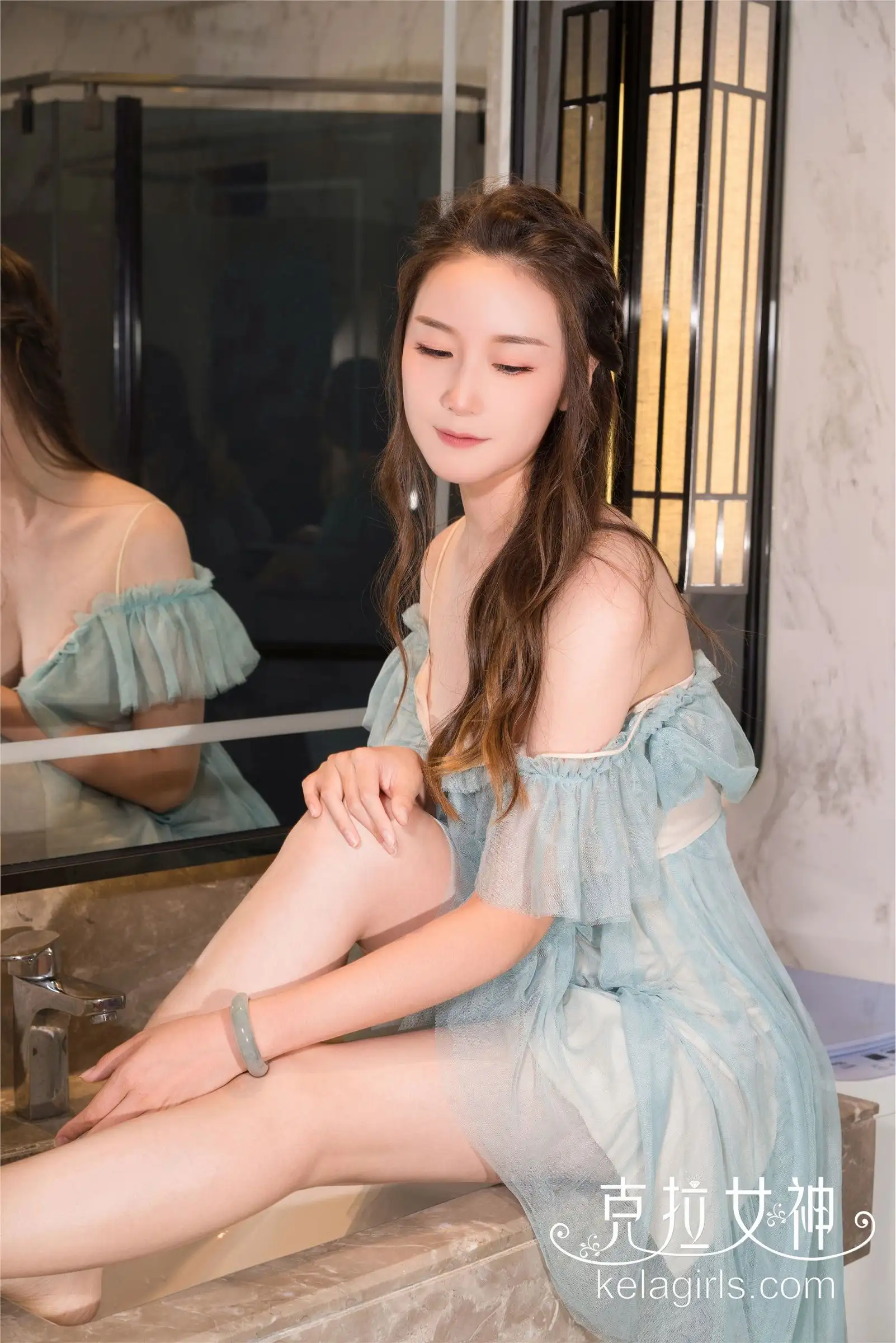 [KeLaGirls克拉女神] 2018.11.28 拈花一笑 杨暖