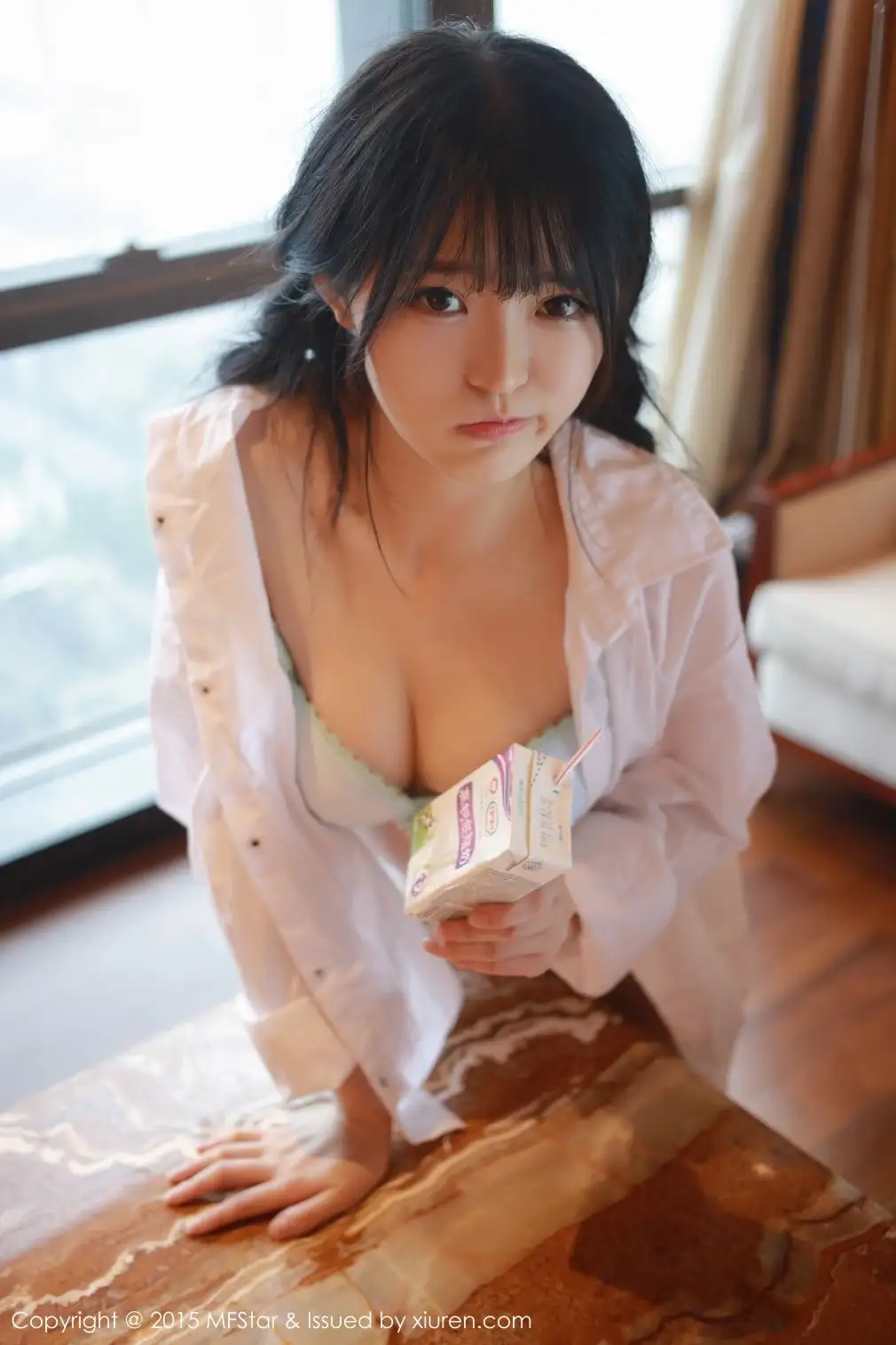 [模范学院美女] 2015.09.30 Vol.025 伊小七MoMo