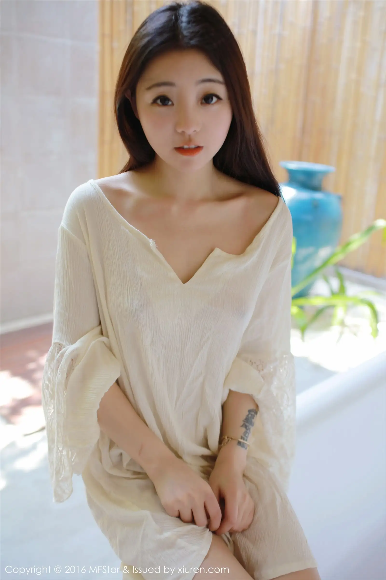 [模范学院美女] 2016.09.30 Vol.072 佘贝拉bella