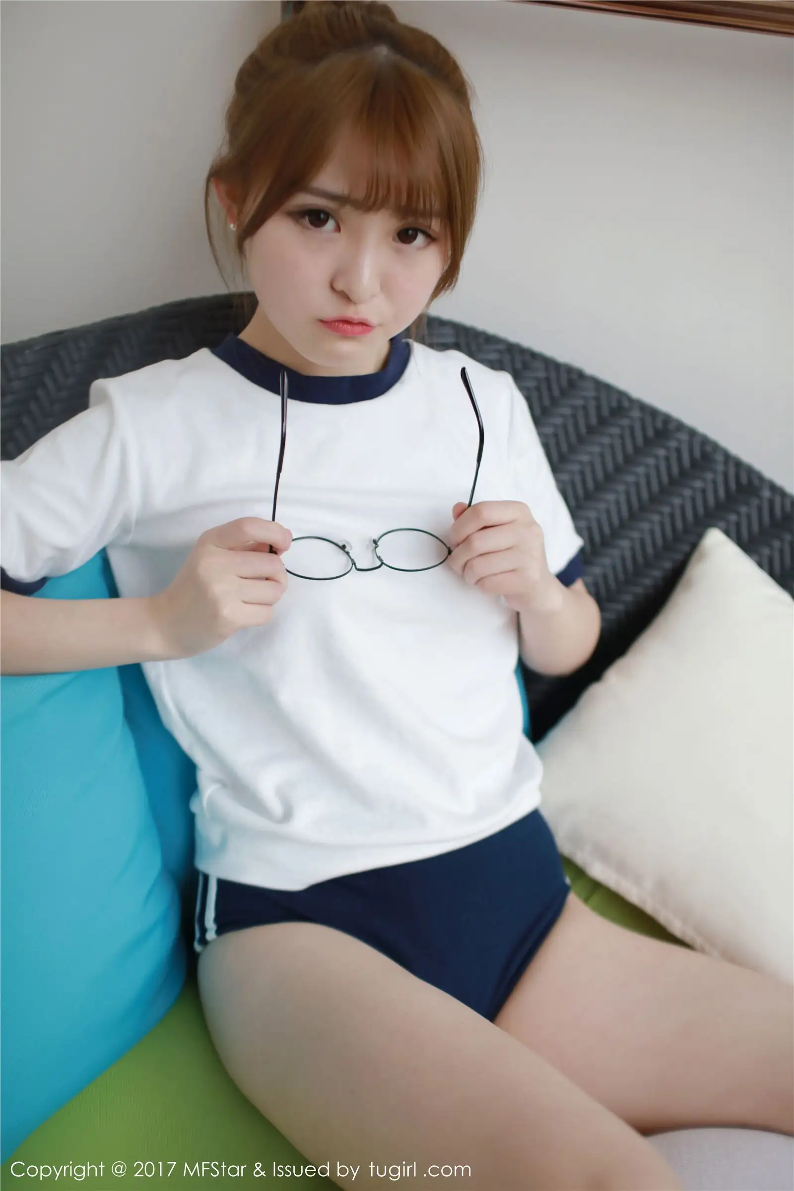 [模范学院美女] 2017.03.06 Vol.090 伊小七MoMo