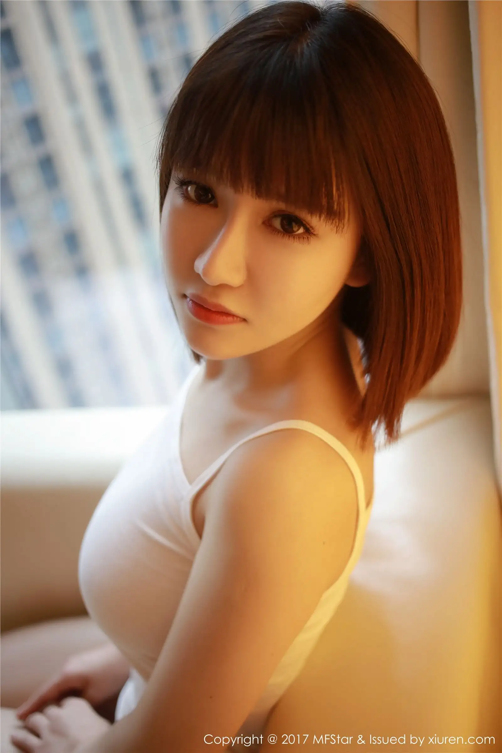 [模范学院美女] 2017.08.01 Vol.102 K8傲娇萌萌Vivian