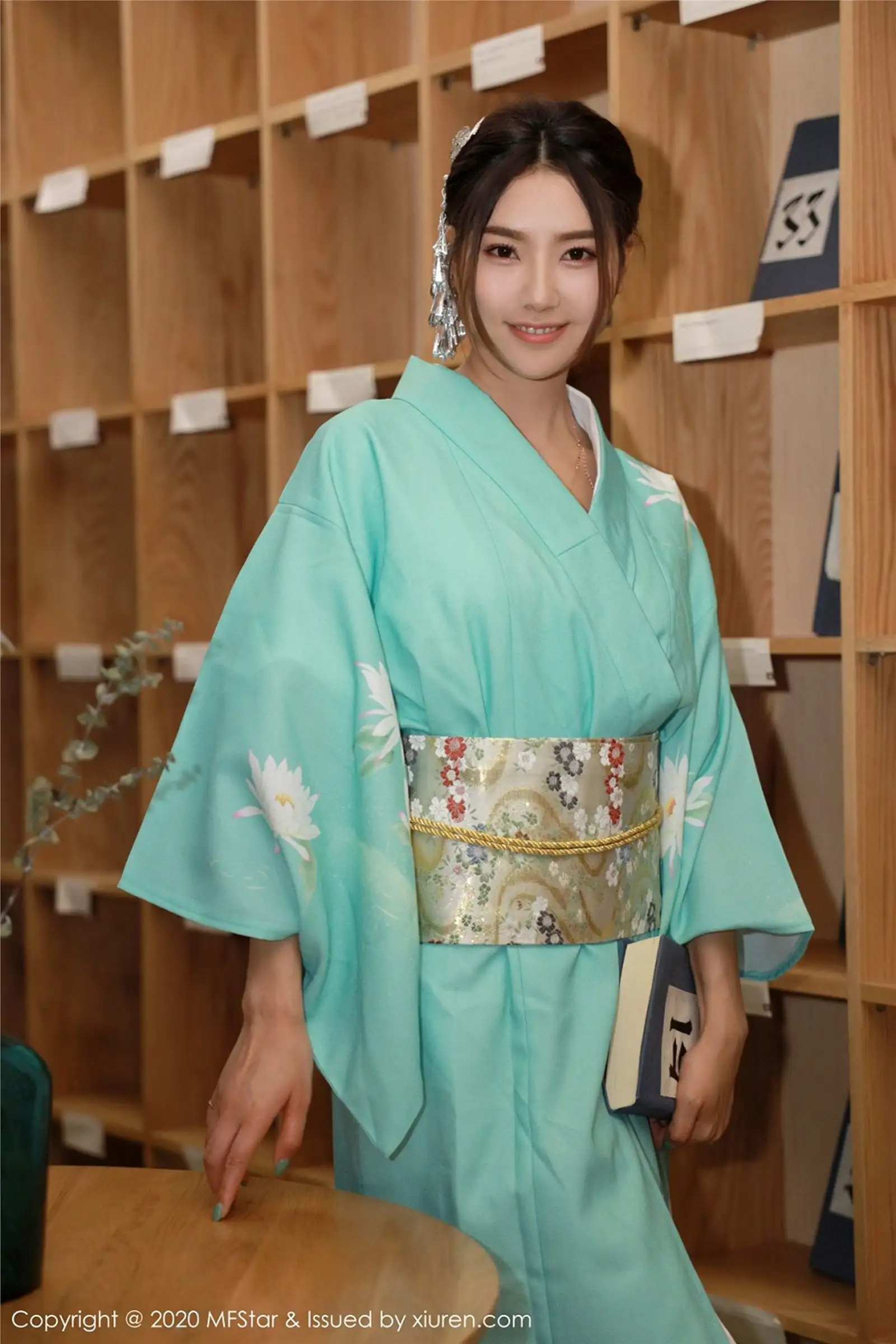 [MFStar模范学院] 2020.05.19 Vol.332 方子萱