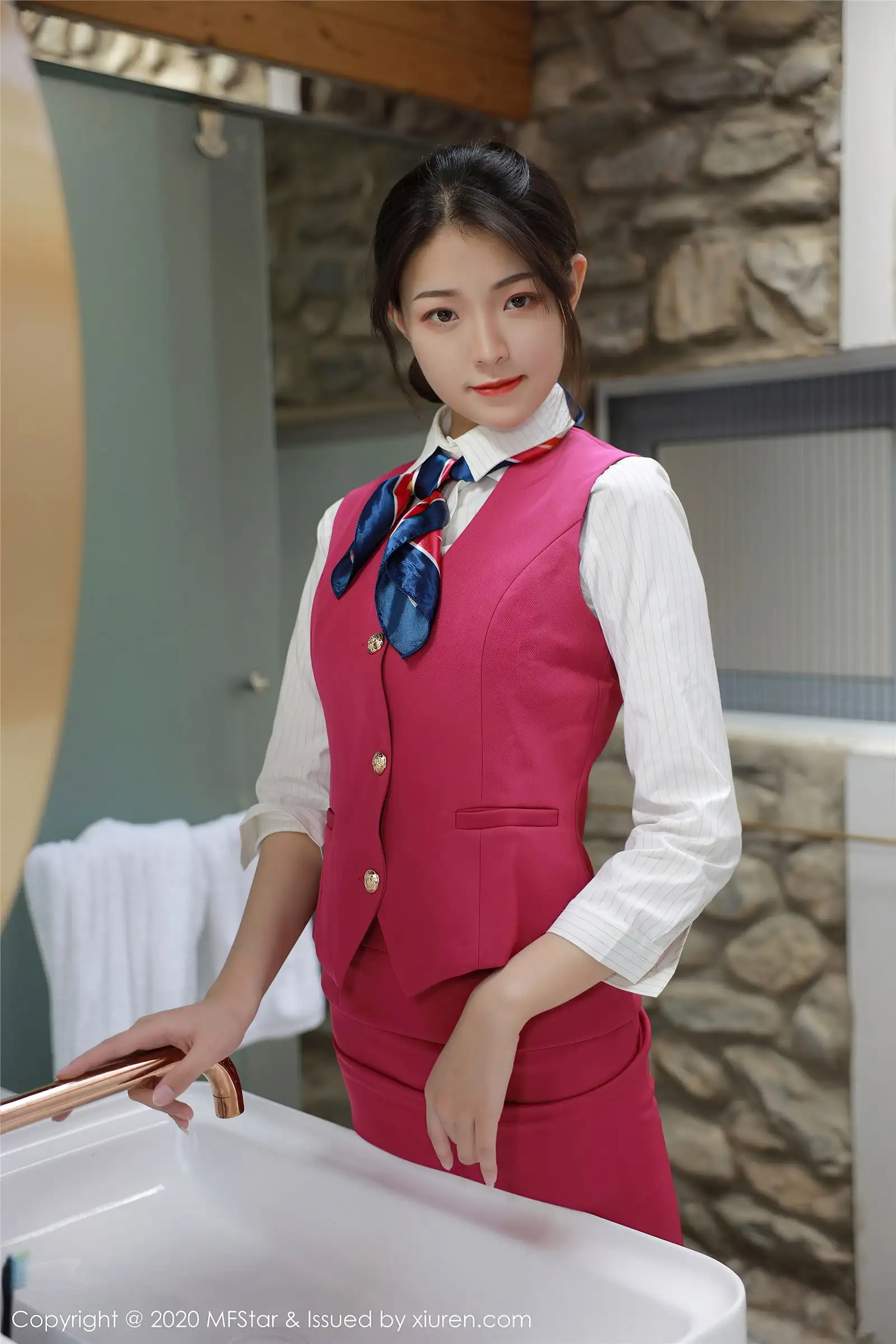 [MFStar模范学院] 2020.07.28 NO.356 Laura苏雨彤