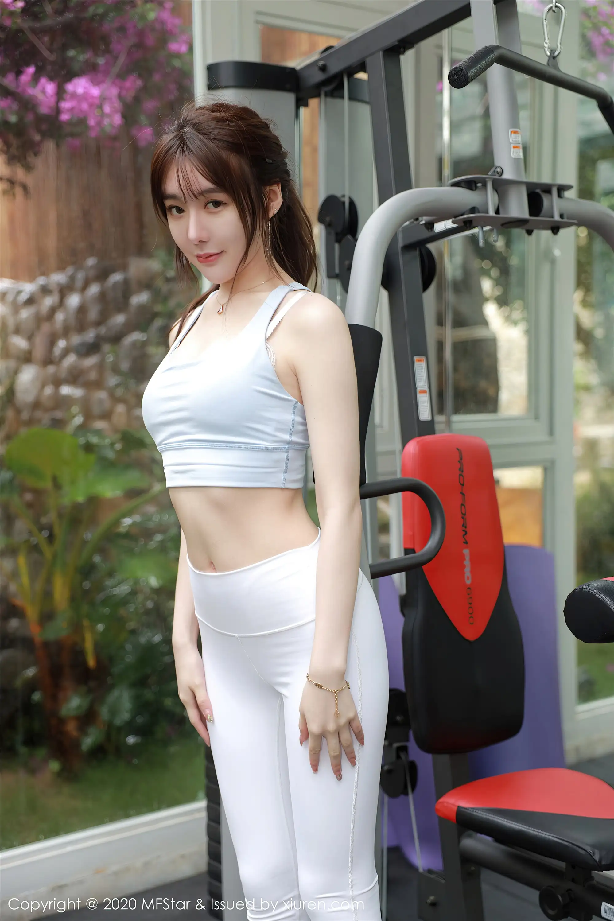 [MFStar模范学院] 2020.08.10 NO.365 薛琪琪sandy