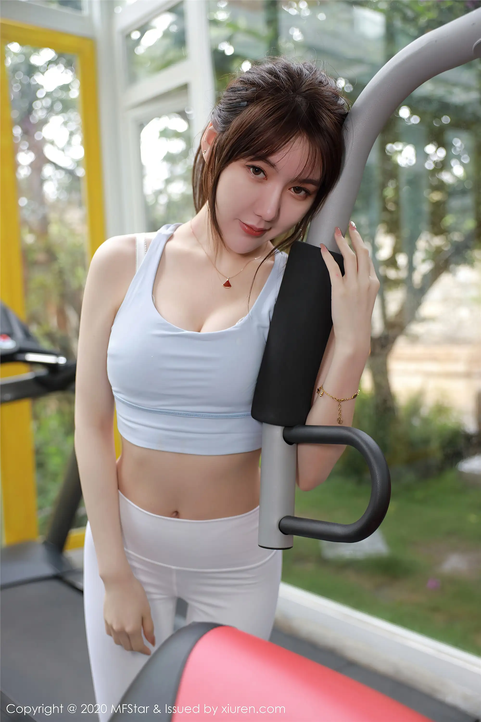 [MFStar模范学院] 2020.08.10 NO.365 薛琪琪sandy