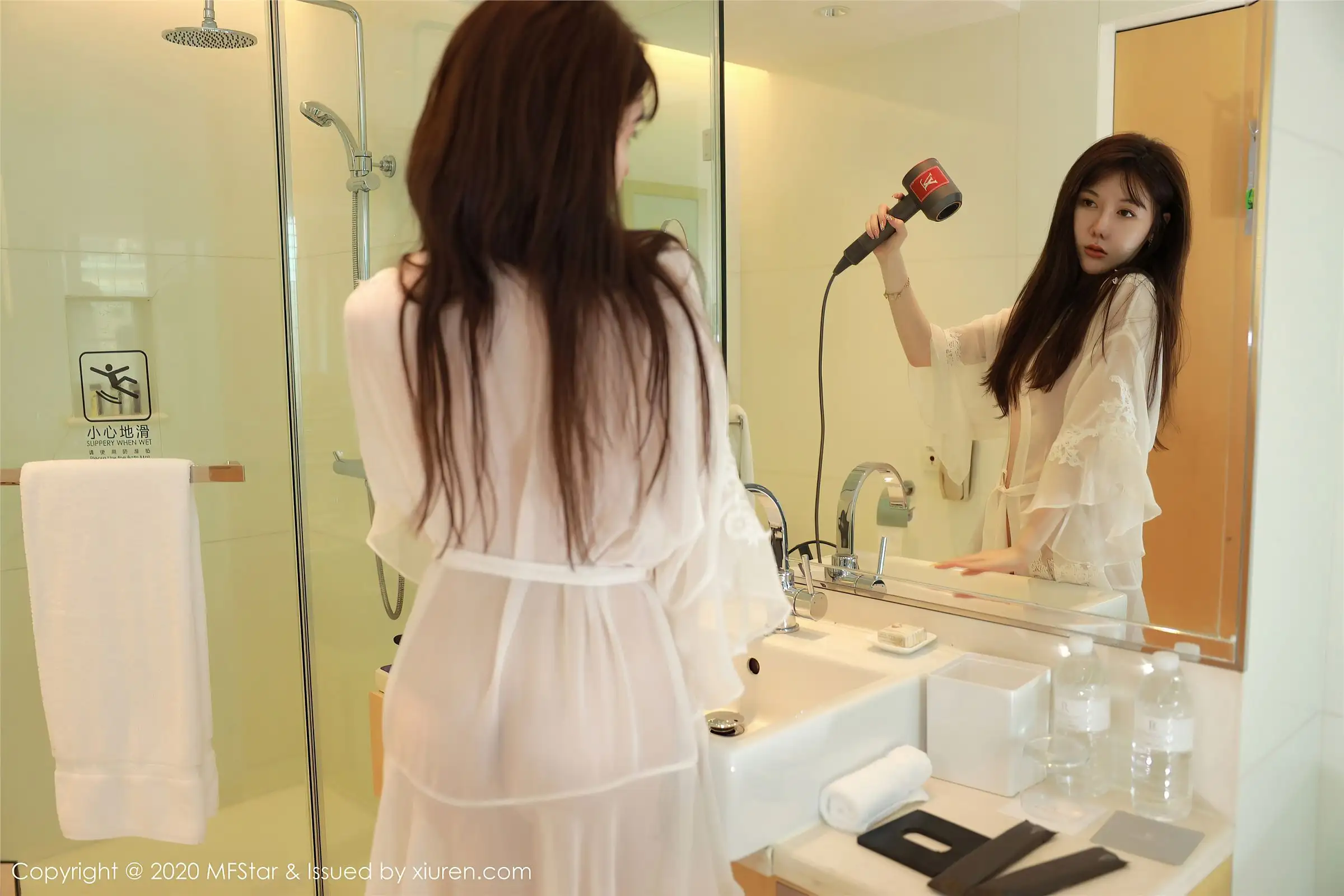 [MFStar模范学院] 2020.08.21 NO.373 薛琪琪sandy