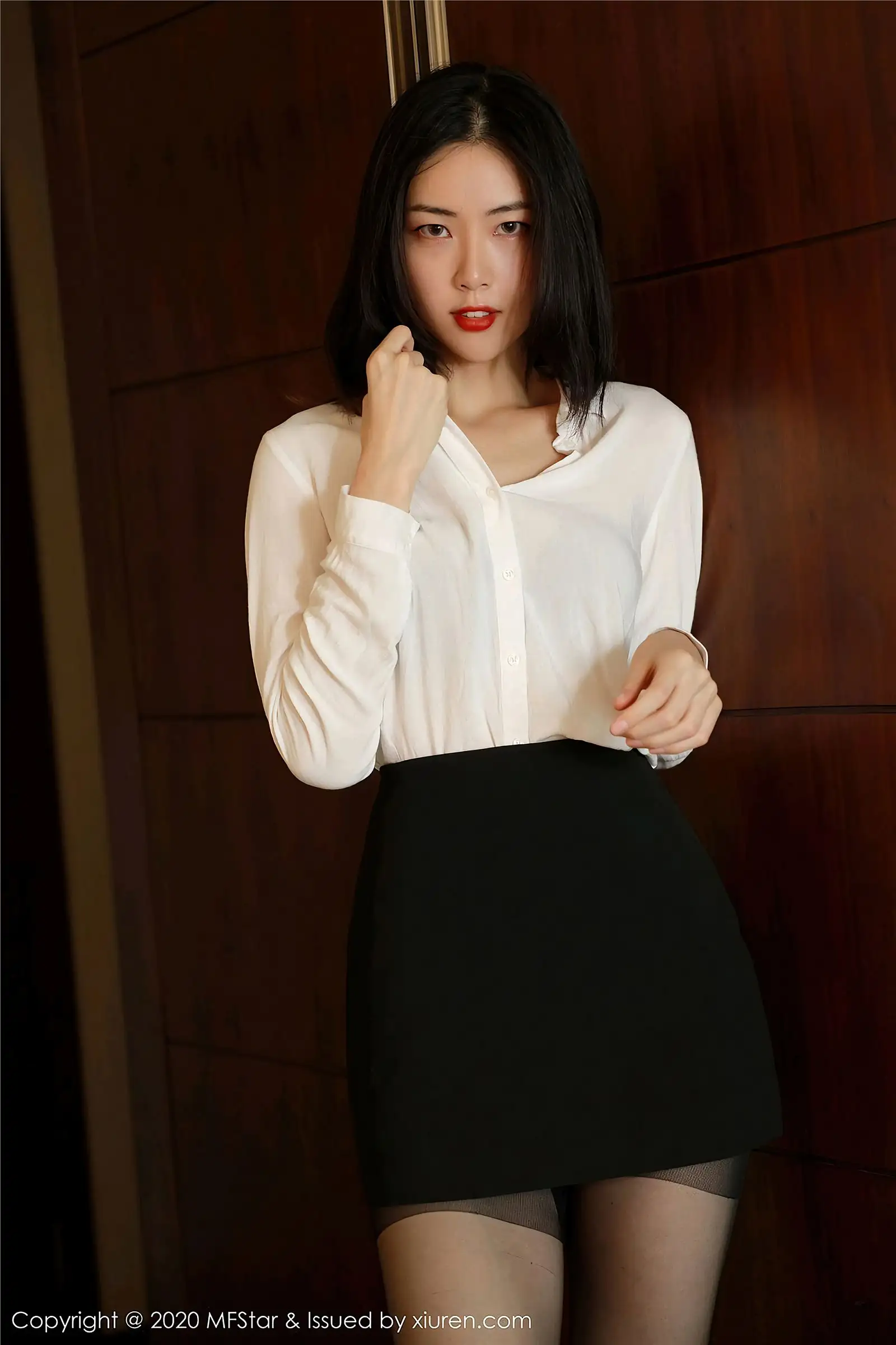 [MFStar模范学院] 2020.08.19 NO.371 噜噜妞儿