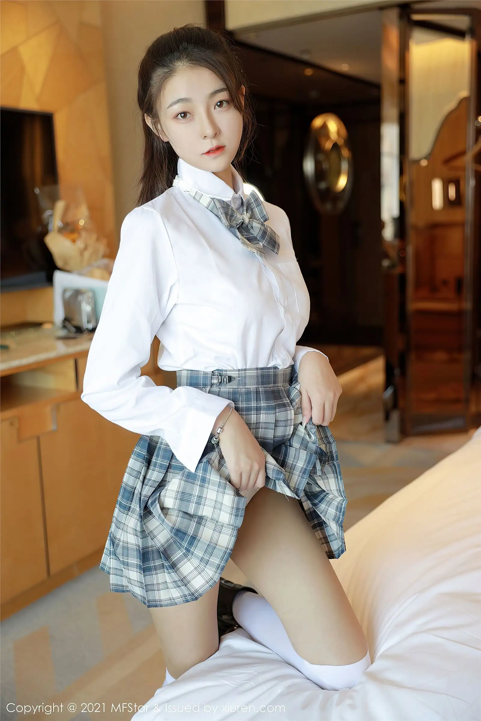 [MFStar模范学院] 2021.01.27 NO.448 Laura苏雨彤