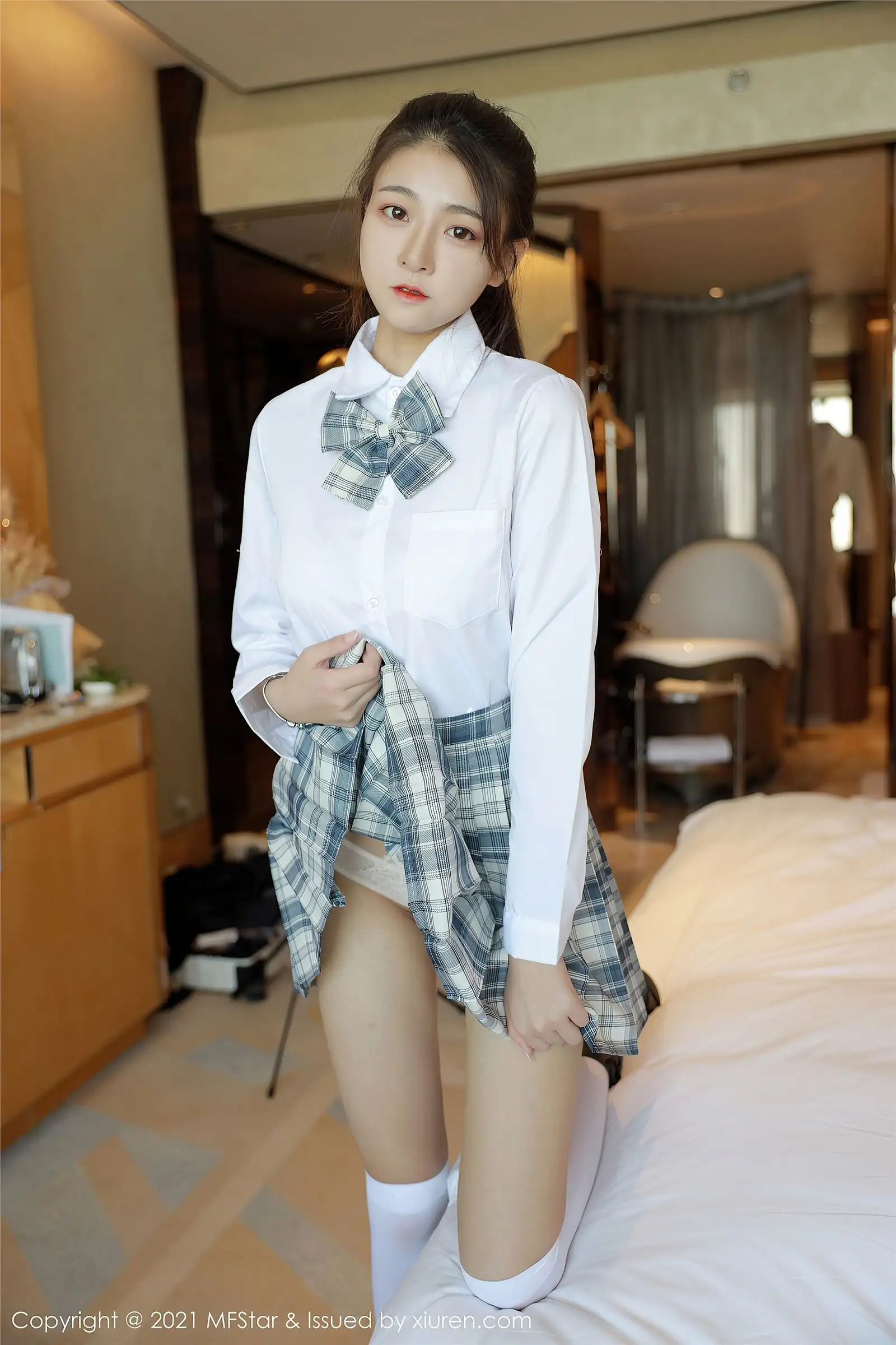 [MFStar模范学院] 2021.01.27 NO.448 Laura苏雨彤