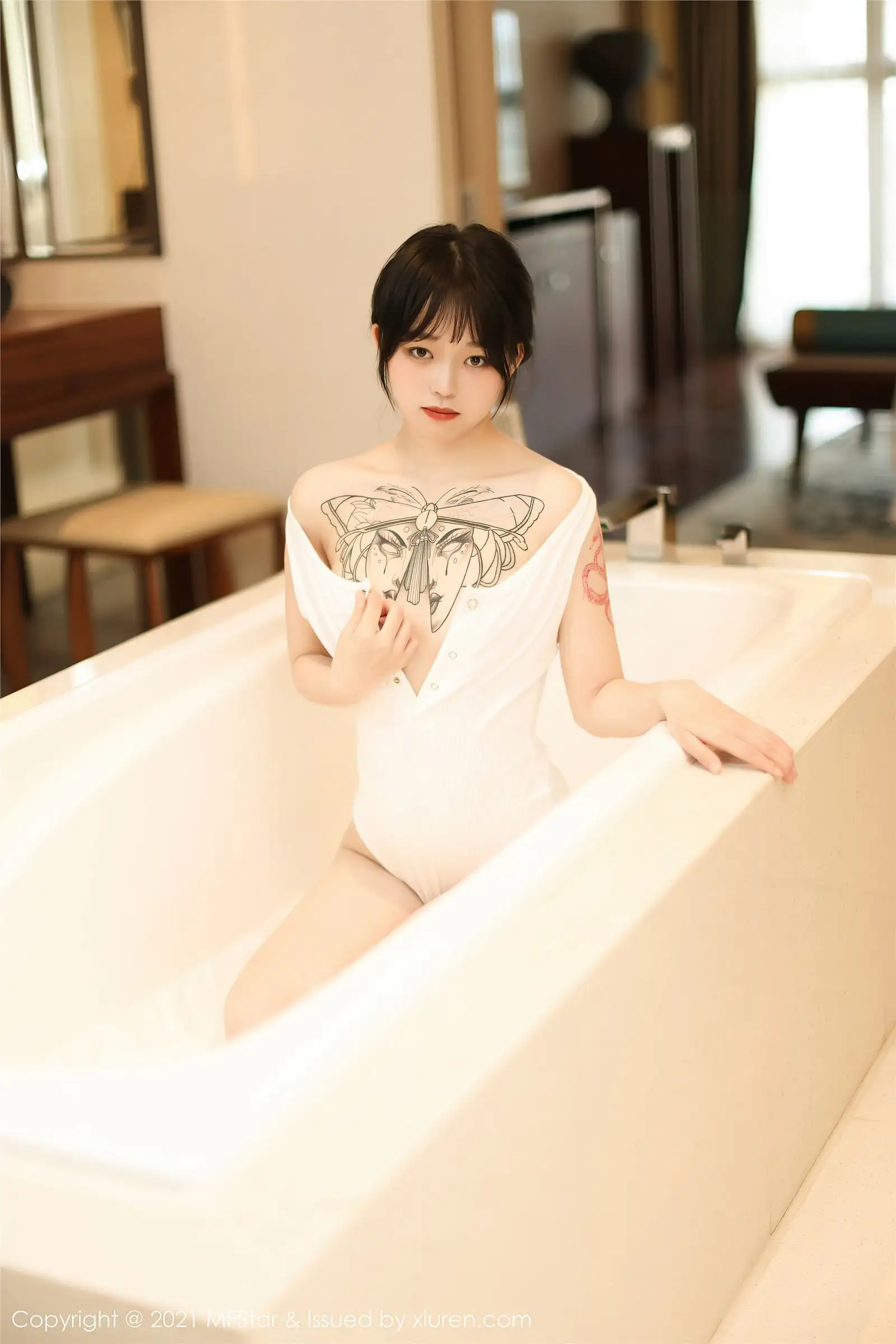 [MFStar模范学院] 2021.05.17 NO.496 奶瓶子