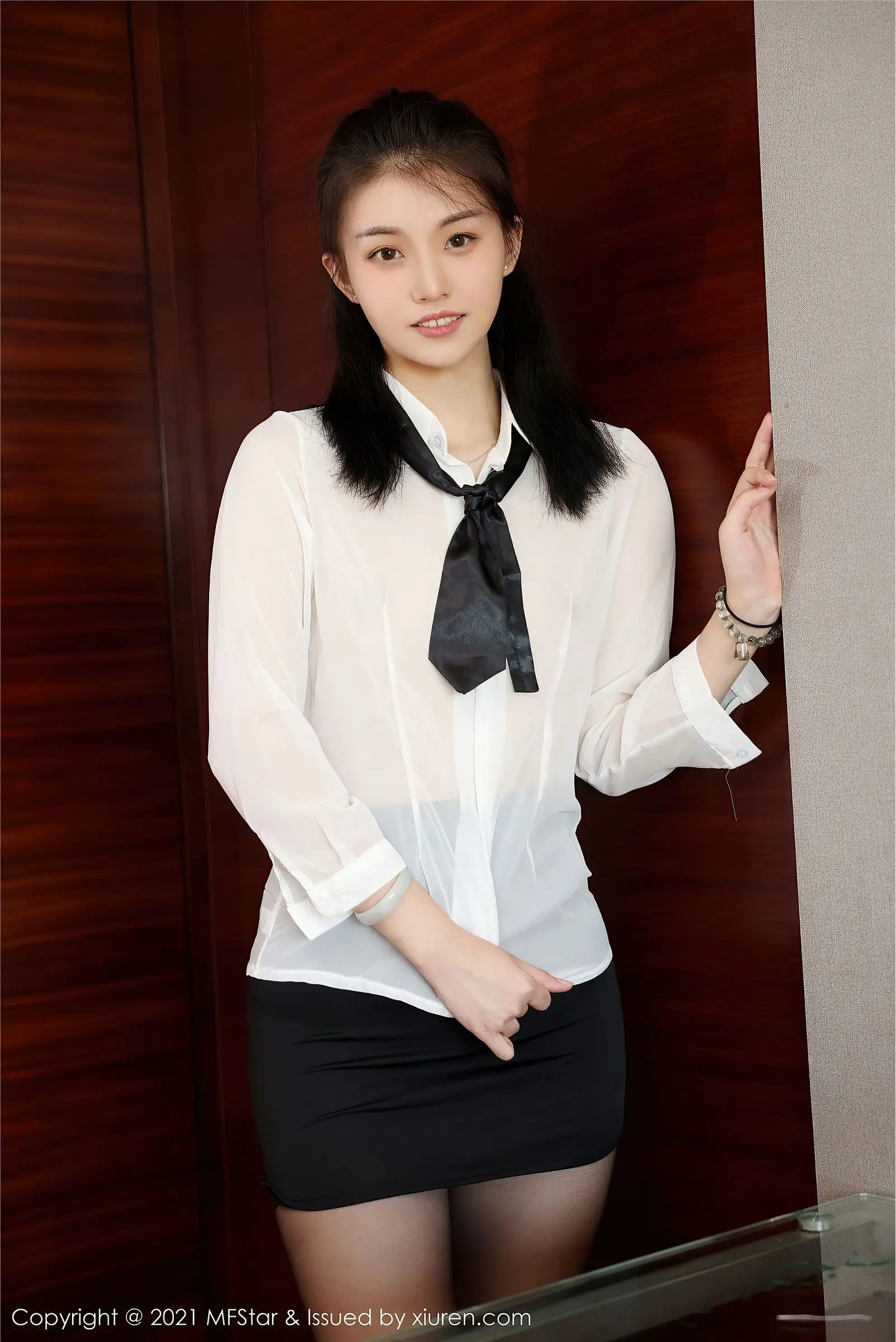 [MFStar模范学院] 2021.08.09 NO.523 一颗甜蛋黄a