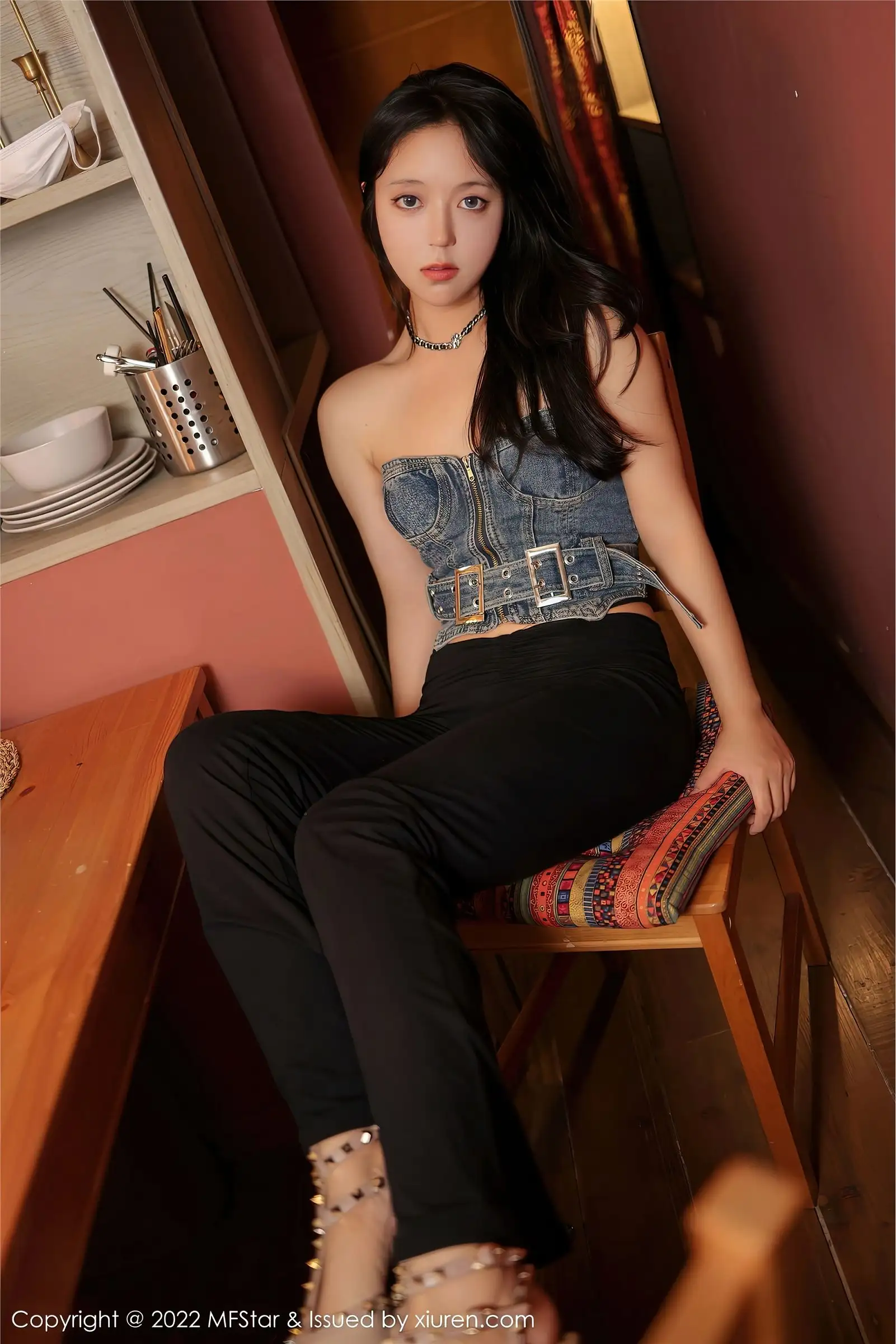 [MFStar模范学院] 2022.11.11 NO.575 露露luncy