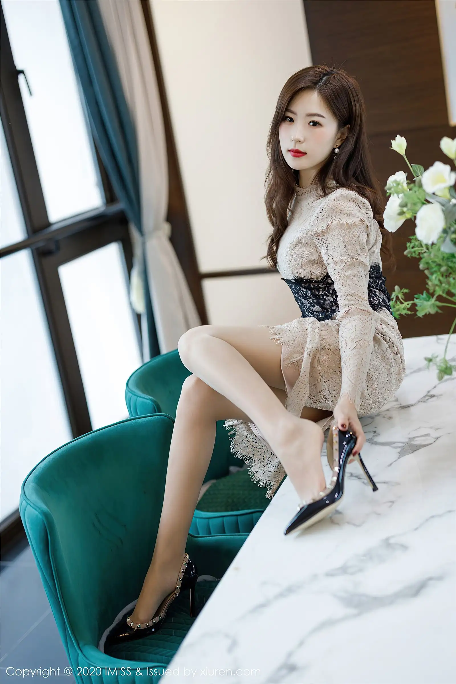 [IMISS爱蜜社] 2020.10.26 NO.517 杨紫嫣Cynthia