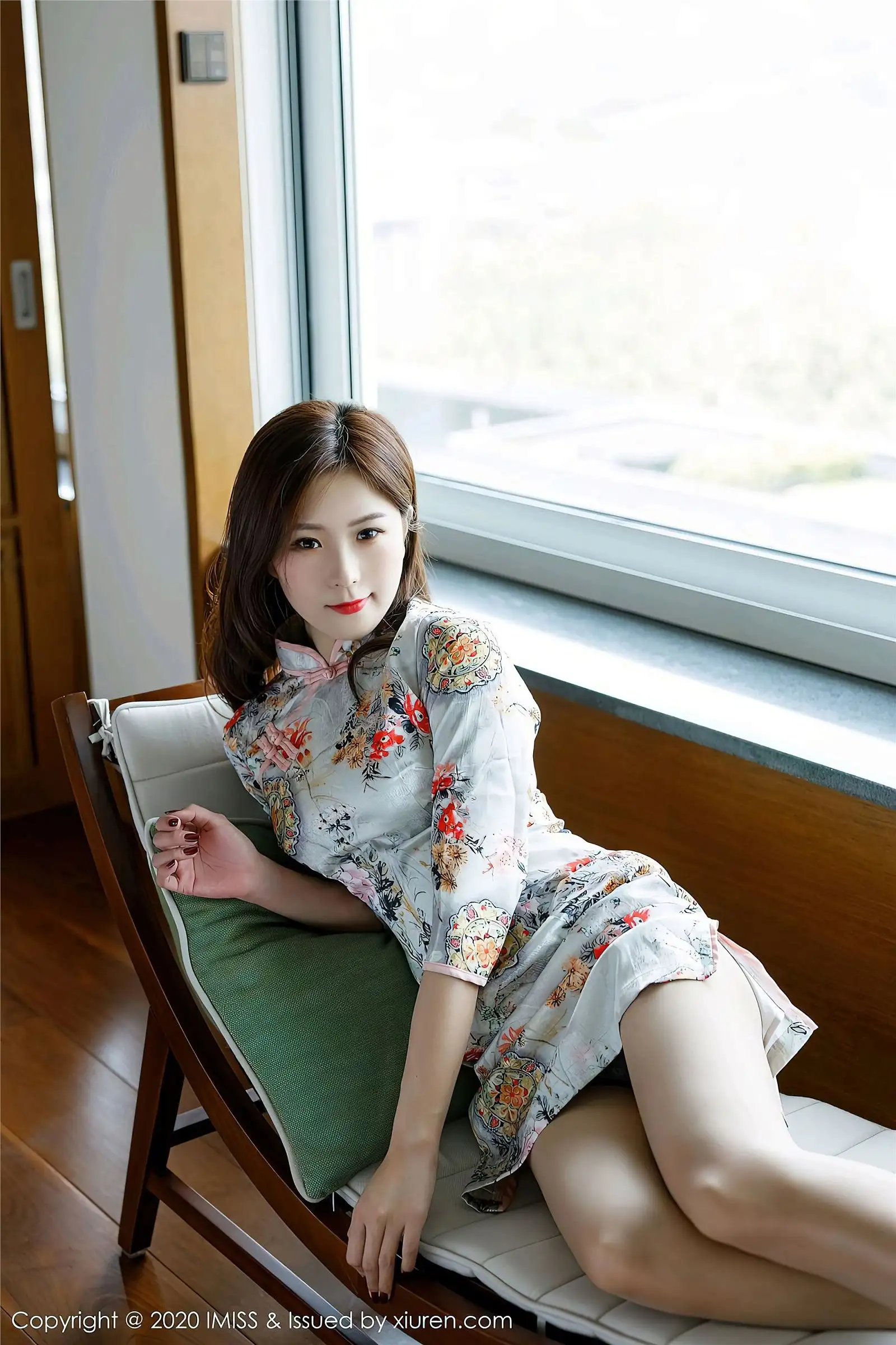 [IMISS爱蜜社] 2020.12.09 NO.534 杨紫嫣Cynthia