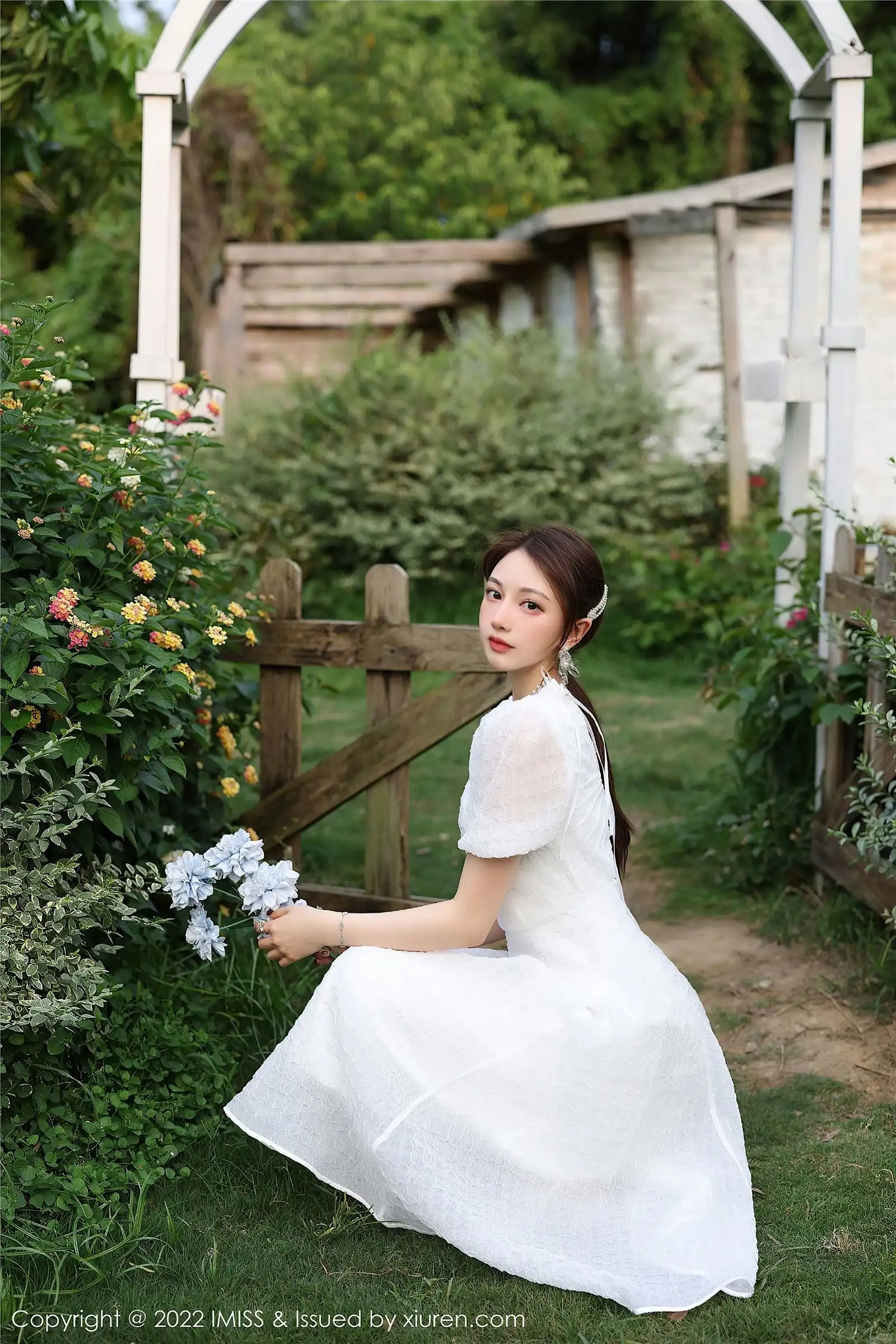 [IMISS爱蜜社] 2022.05.17 NO.682 刘奕宁