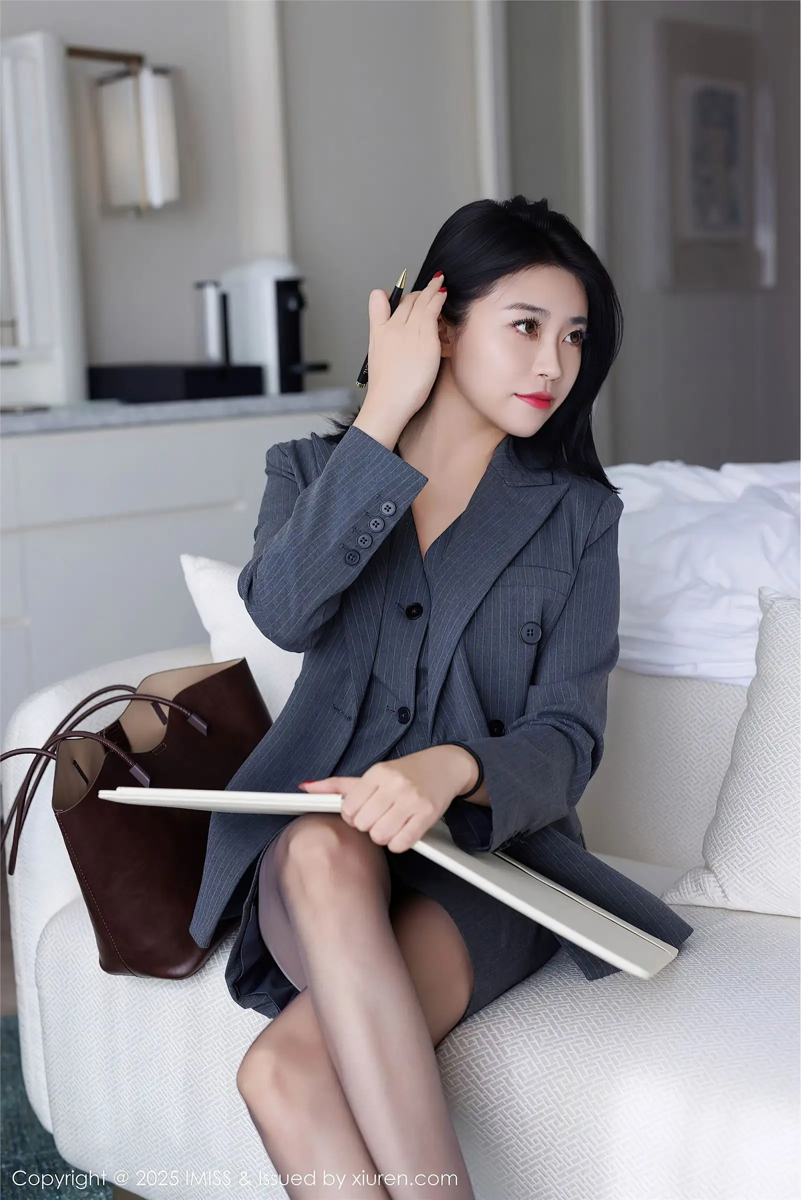 [IMISS爱蜜社] 2025.03.19 NO.787 许诺Sabrina