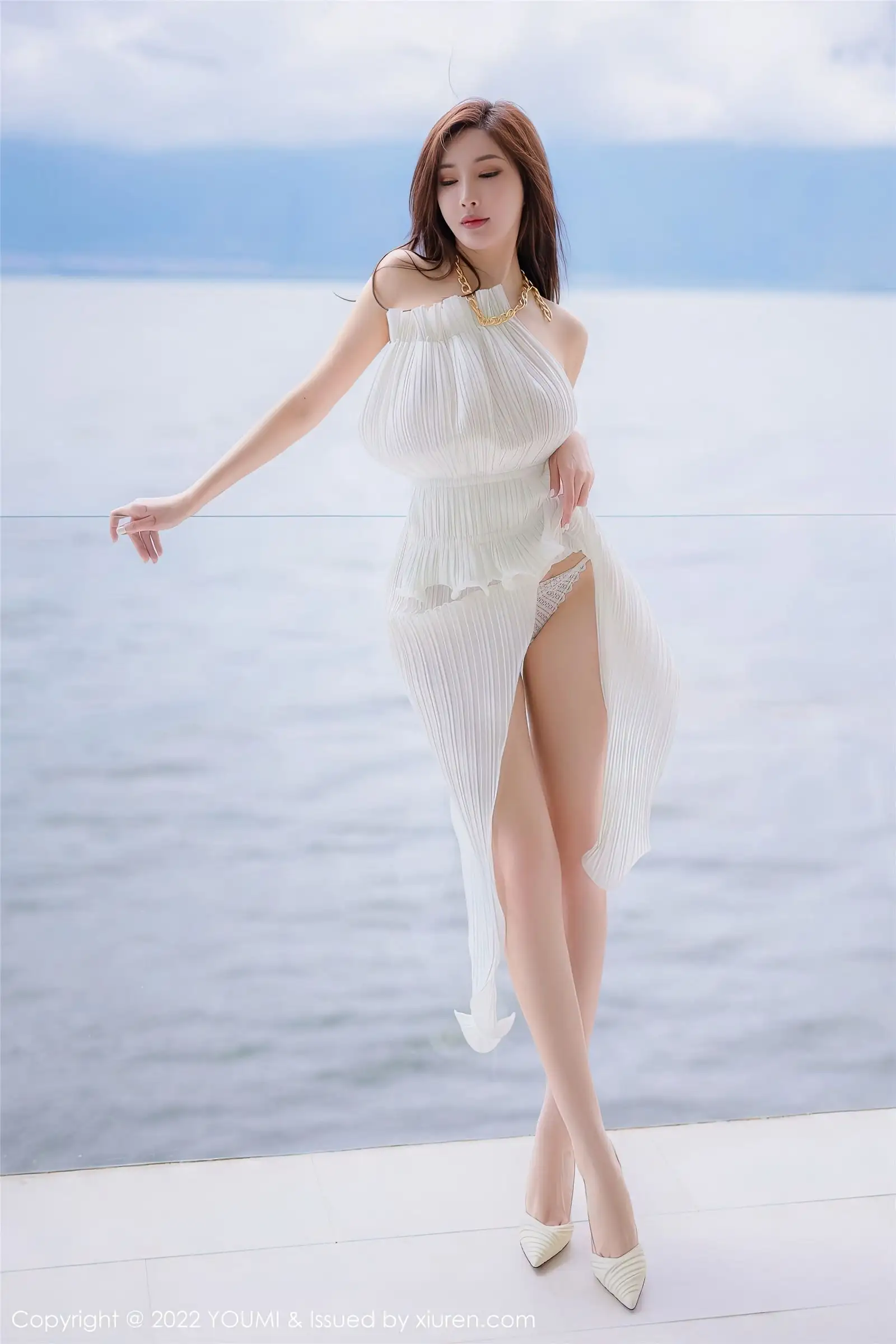 [YOUMI尤蜜荟] 2022.10.14 NO.853 奶瓶土肥圆