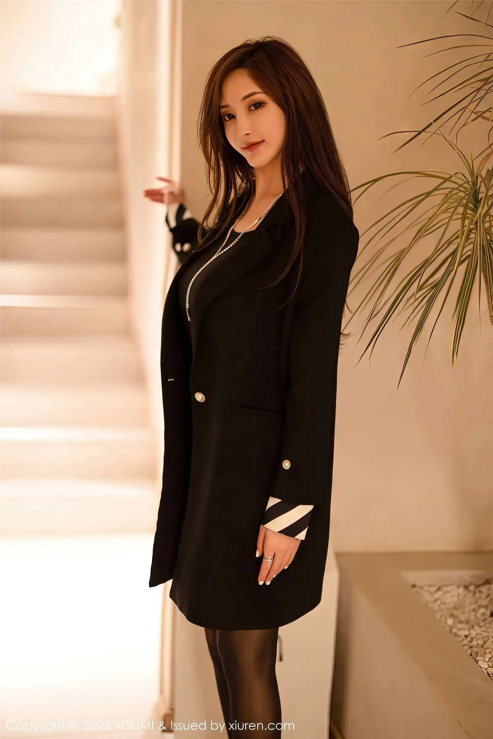 [YOUMI尤蜜荟] 2022.11.11 NO.863 奶瓶土肥圆