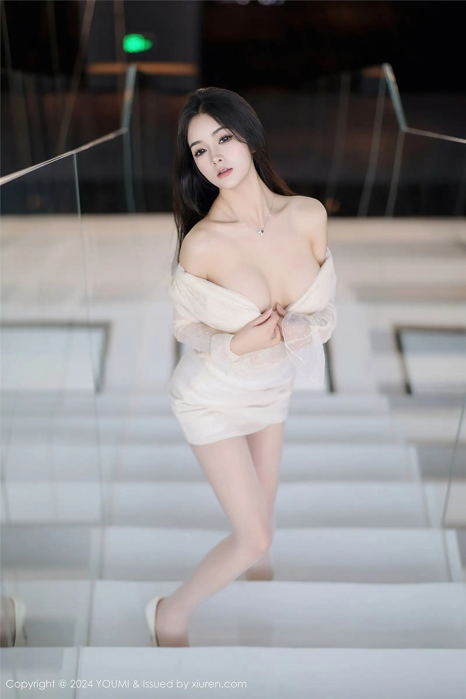 [YOUMI尤蜜荟] 2024.06.07 NO.1072 谭小灵