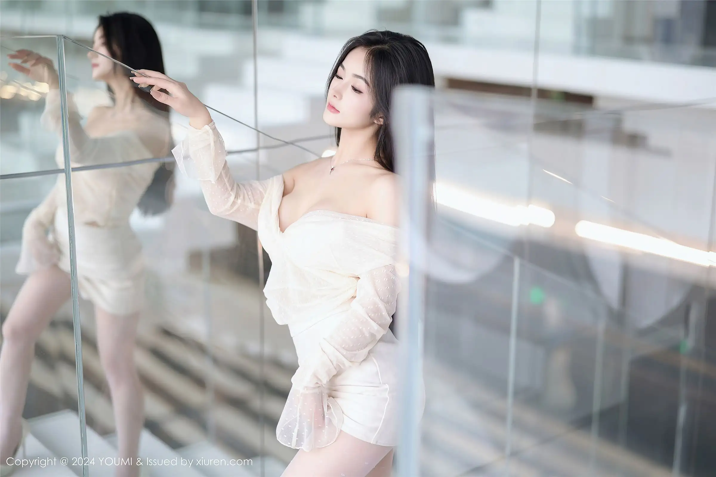 [YOUMI尤蜜荟] 2024.06.07 NO.1072 谭小灵