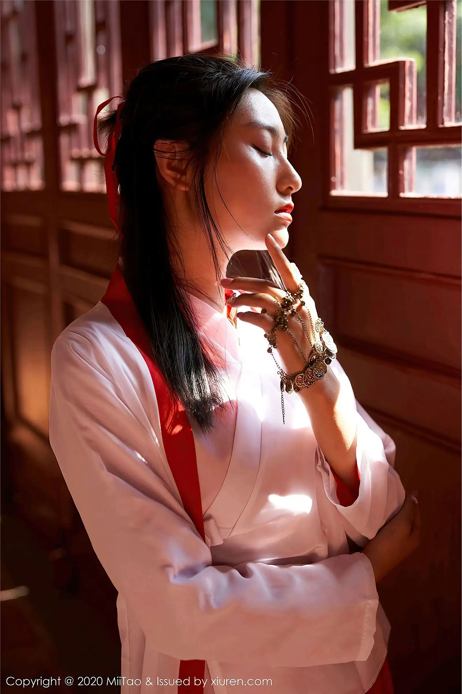 [MiiTao蜜桃社] 2020.09.02 NO.142 茵茵