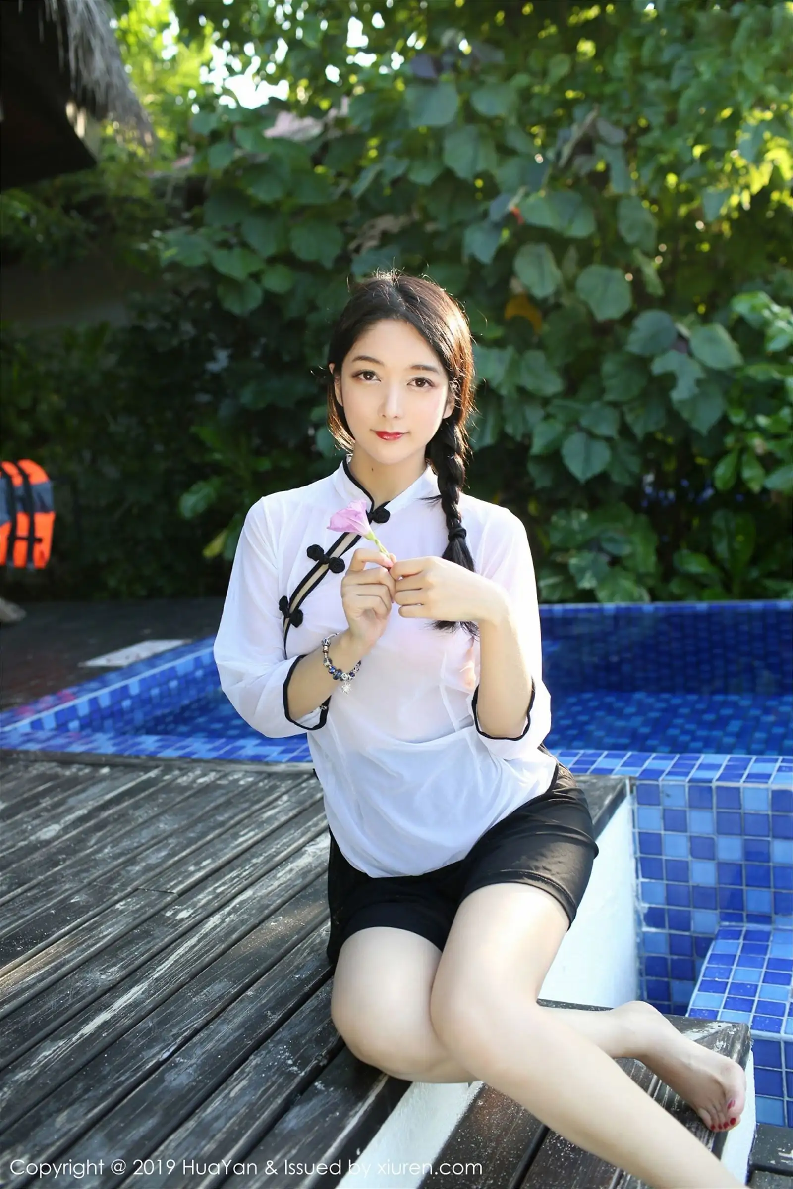 [HuaYan花の颜] 2019.04.25 Vol.065 Angela喜欢猫