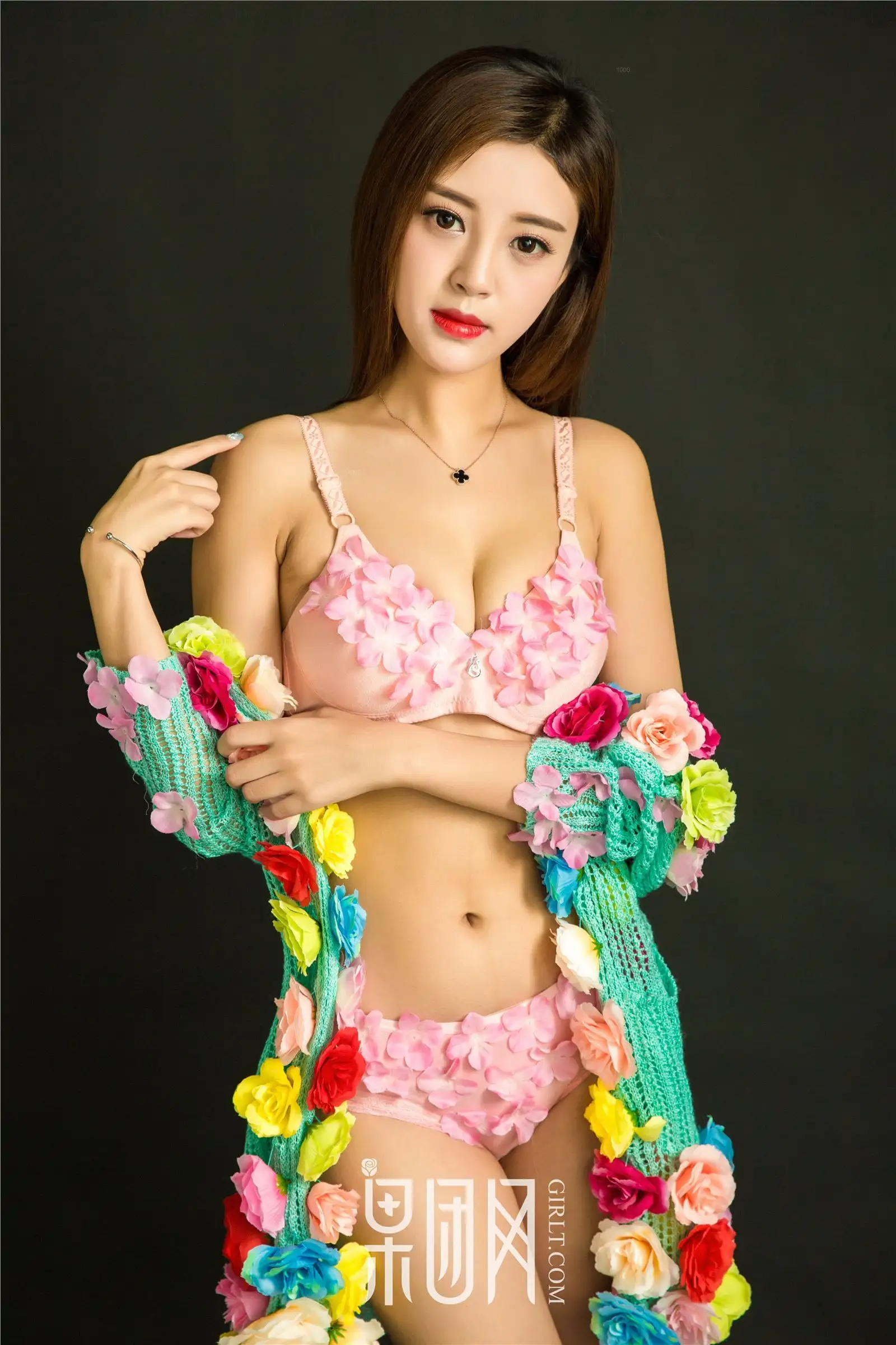 [果团网美女图片] 2017.08.13 Vol.051 颤颤