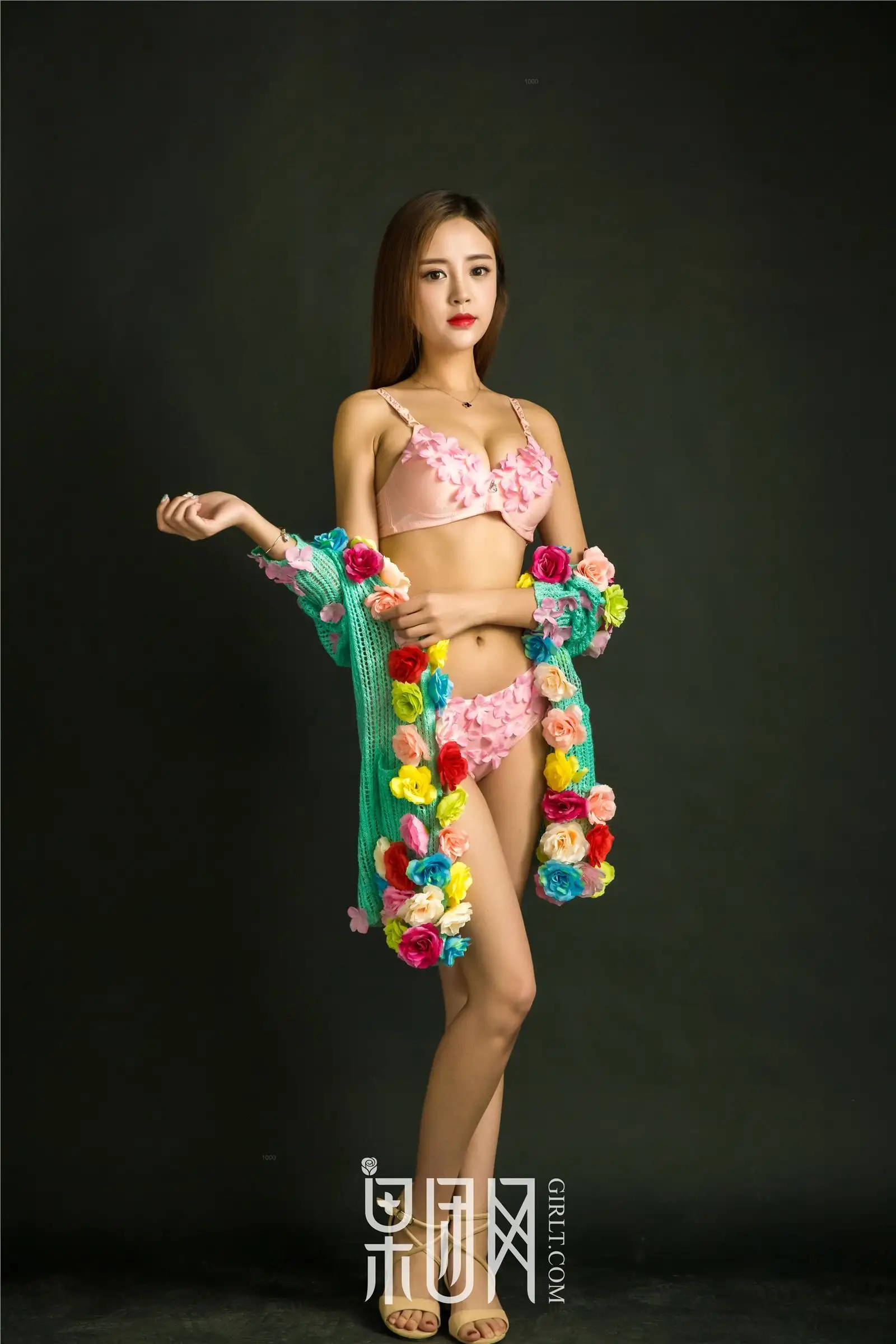 [果团网美女图片] 2017.08.13 Vol.051 颤颤