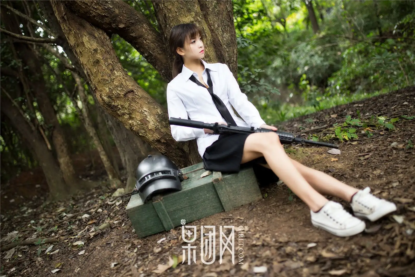 [果团网美女图片] 2017.12.24 NO.109 野外激战 龙珠主播