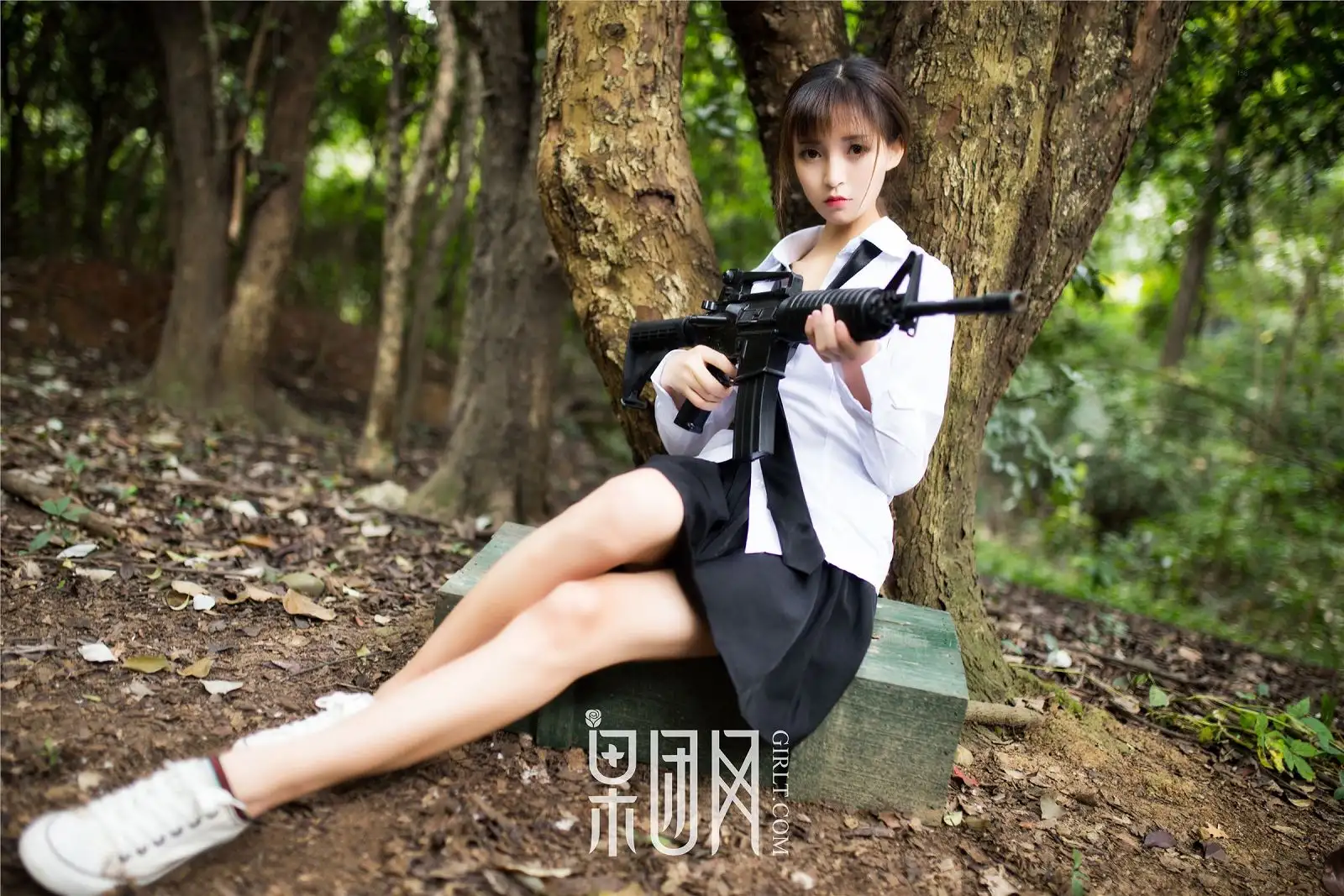 [果团网美女图片] 2017.12.24 NO.109 野外激战 龙珠主播