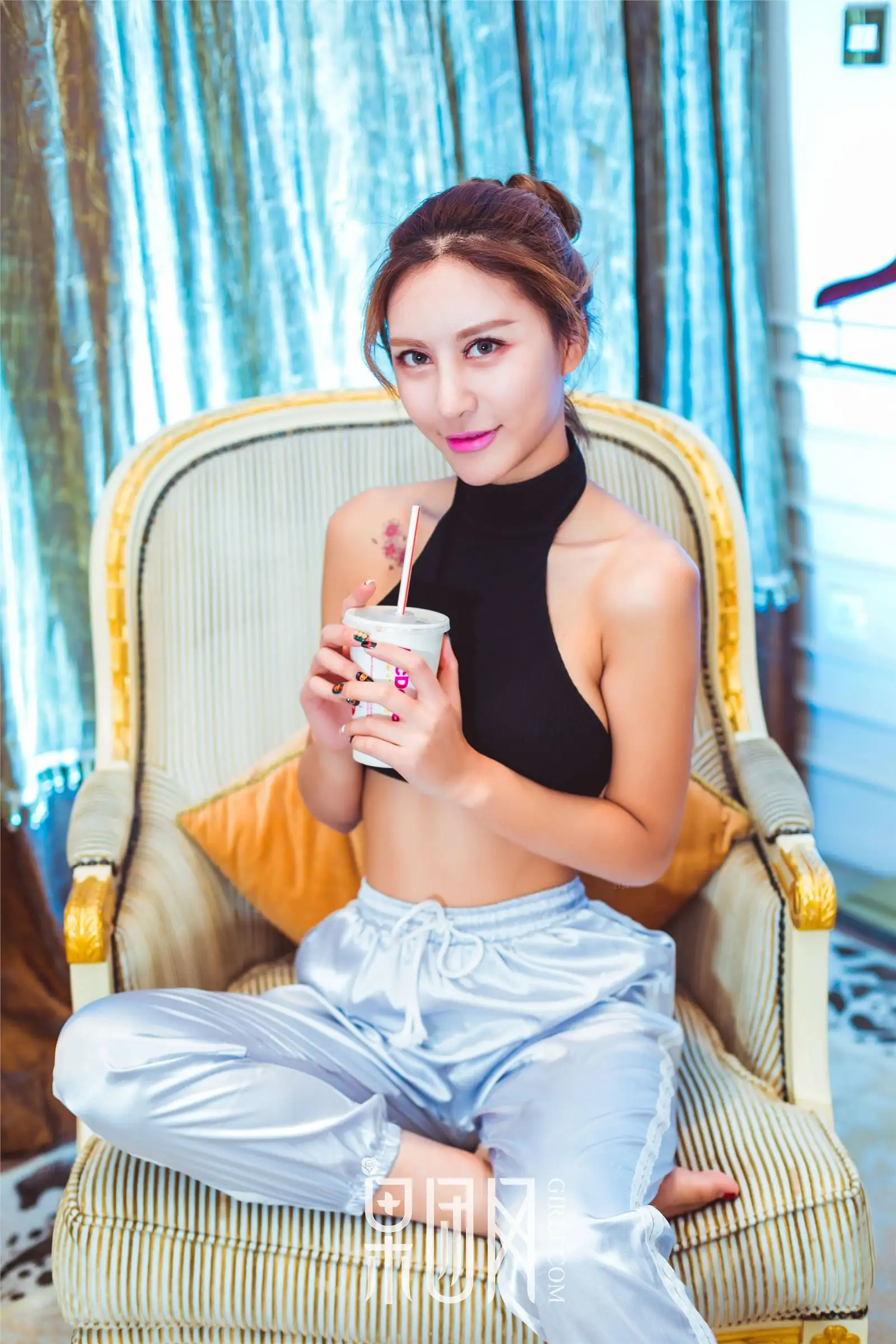 [果团网美女图片] 2018.04.27 NO.146 千娇百媚 人比花娇