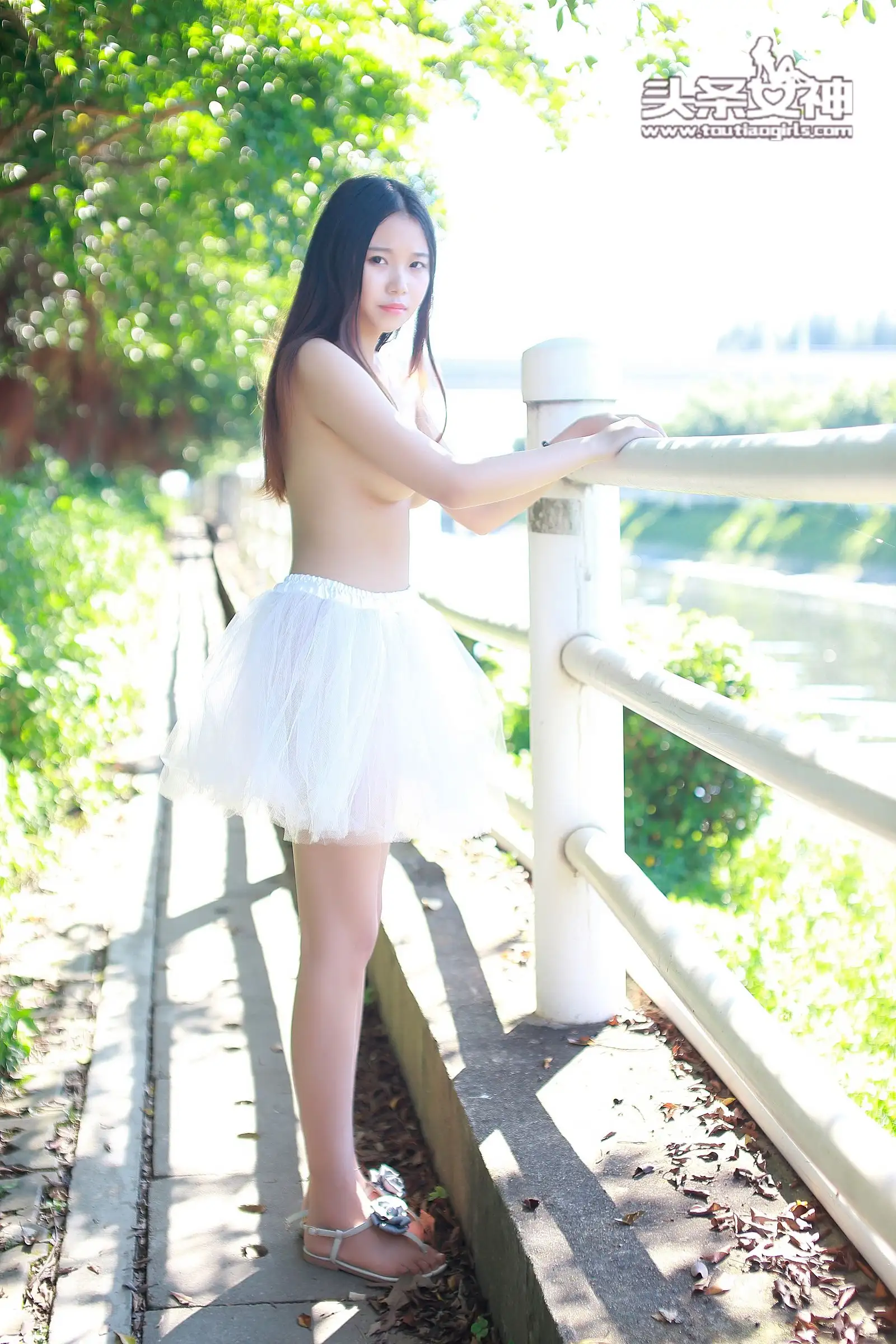 [Toutiaogirls] 2016.08.03 野外极致露出 小雨