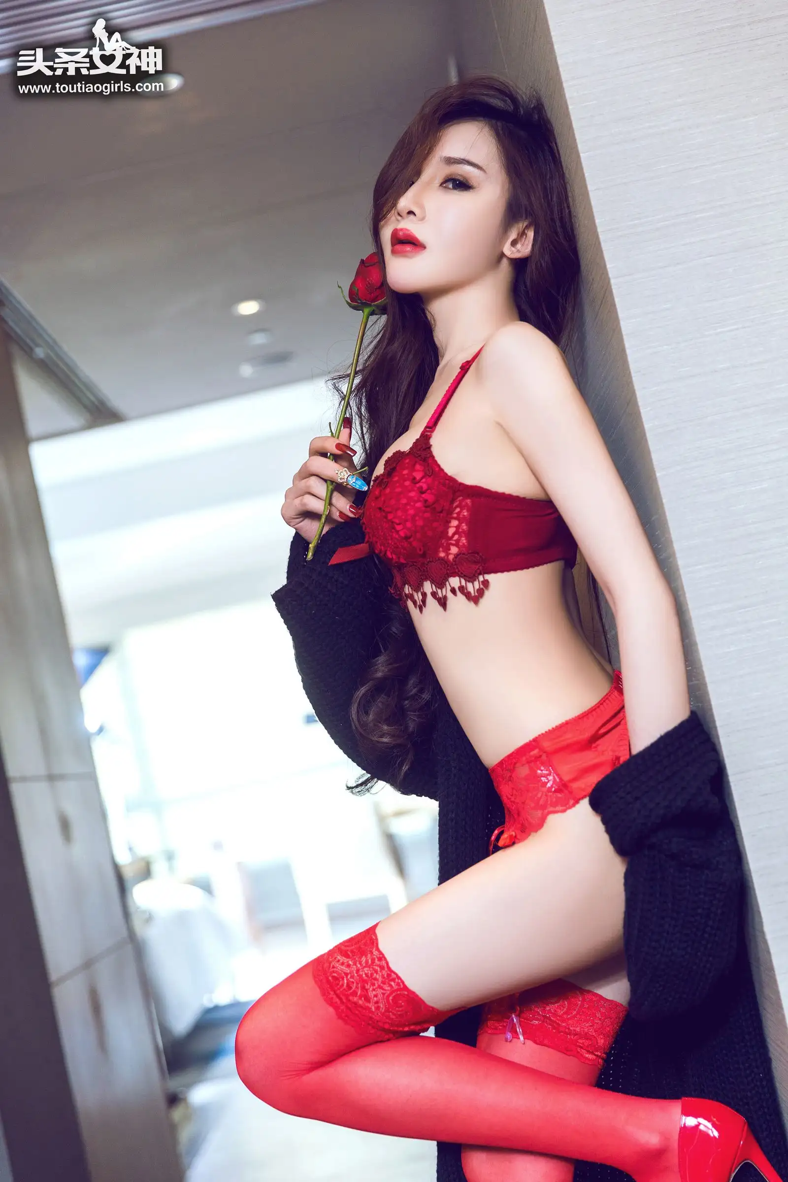 [Toutiaogirls] 2017.03.08 花漾女神 瓦娅